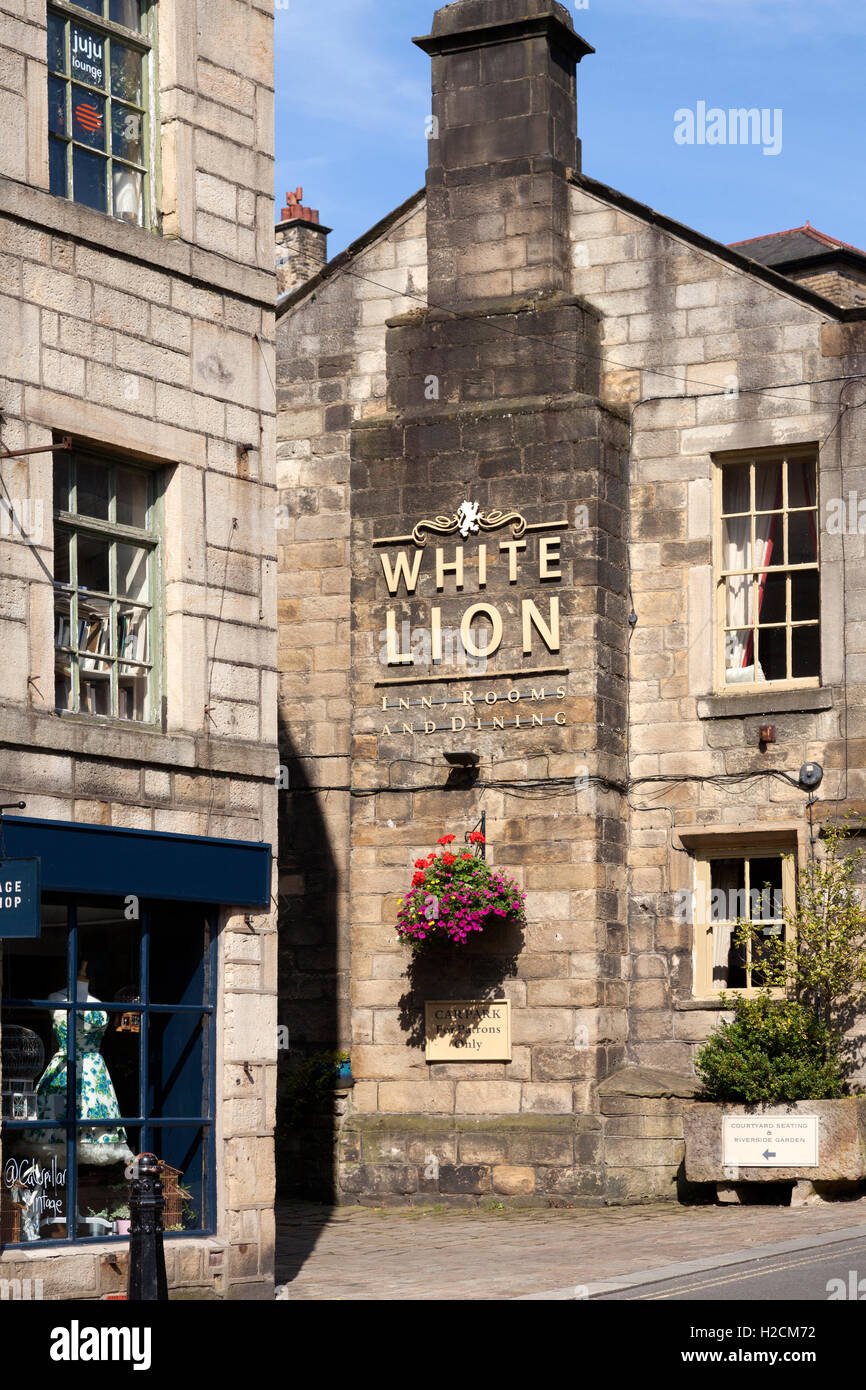 Le Lion Blanc pub, Hebden Bridge, West Yorkshire Banque D'Images