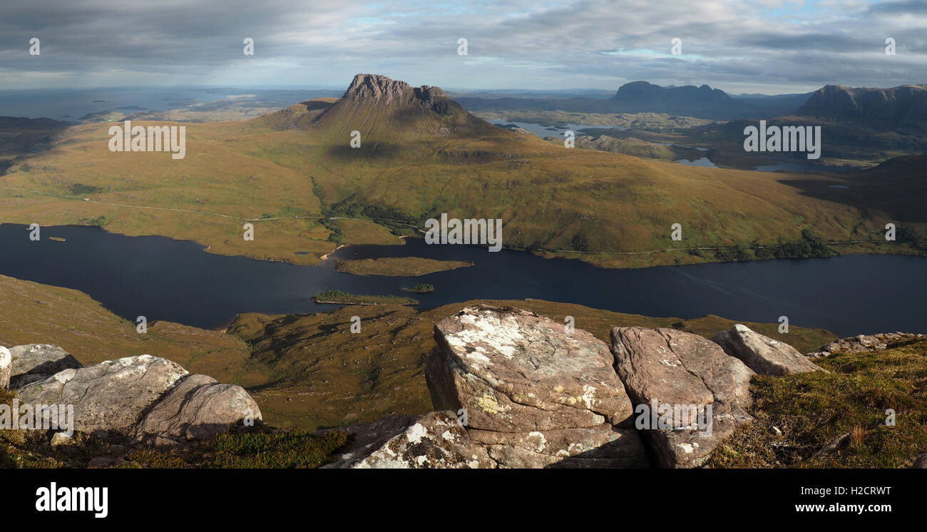 Stac Pollaidh, Loch Lurgainn de sommet d'Sgorr Tuath Coigach, Ecosse, Banque D'Images