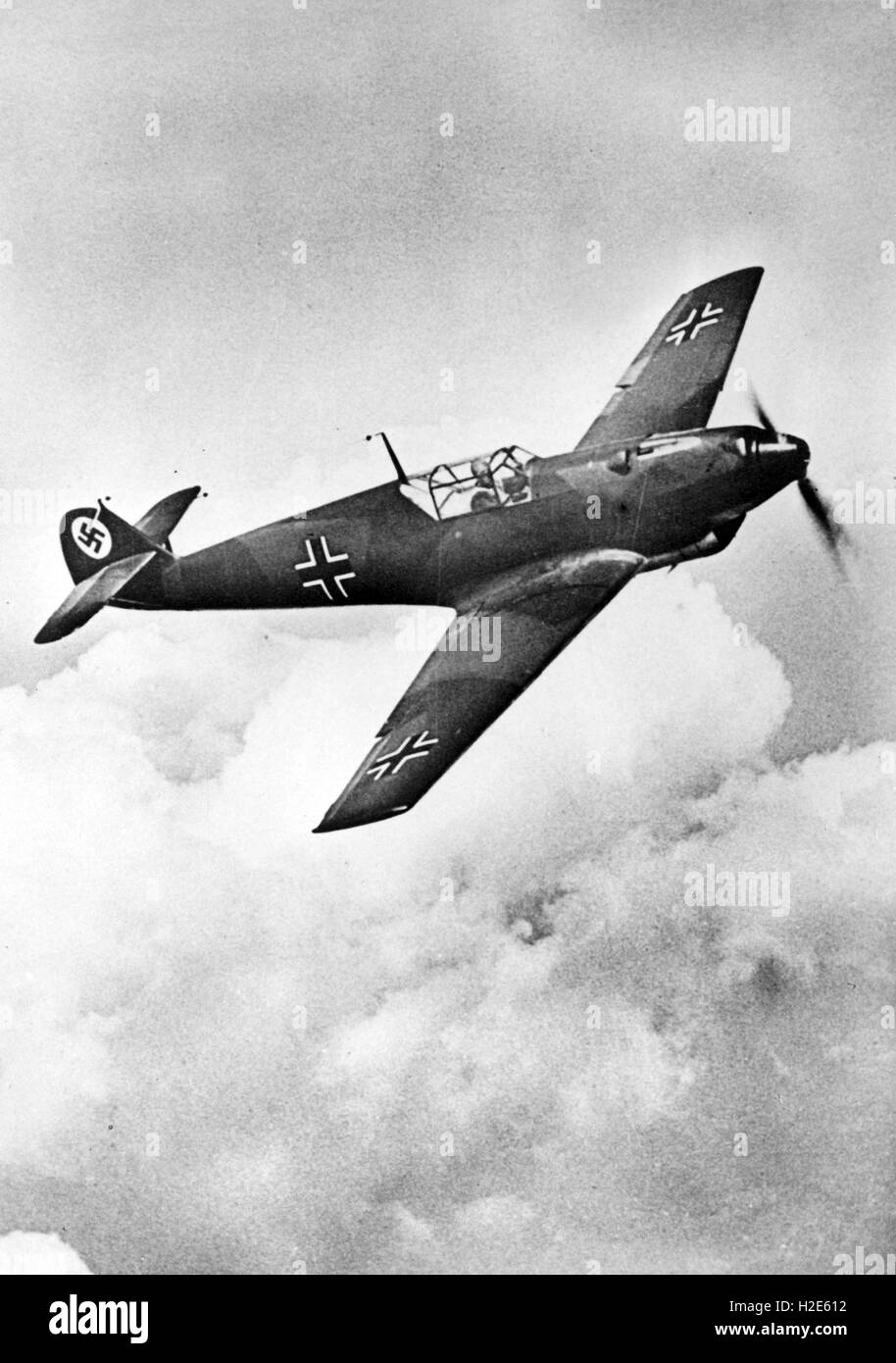 L'image de l'archive de propagande nazie de janvier 1939 représente un avion de chasse de type Messerschmitt BF 109 de la Wehrmacht allemande. La photo a été publiée en décembre 1939. Fotoarchiv für Zeitgeschichte - PAS DE SERVICE DE FIL - | utilisation dans le monde entier Banque D'Images