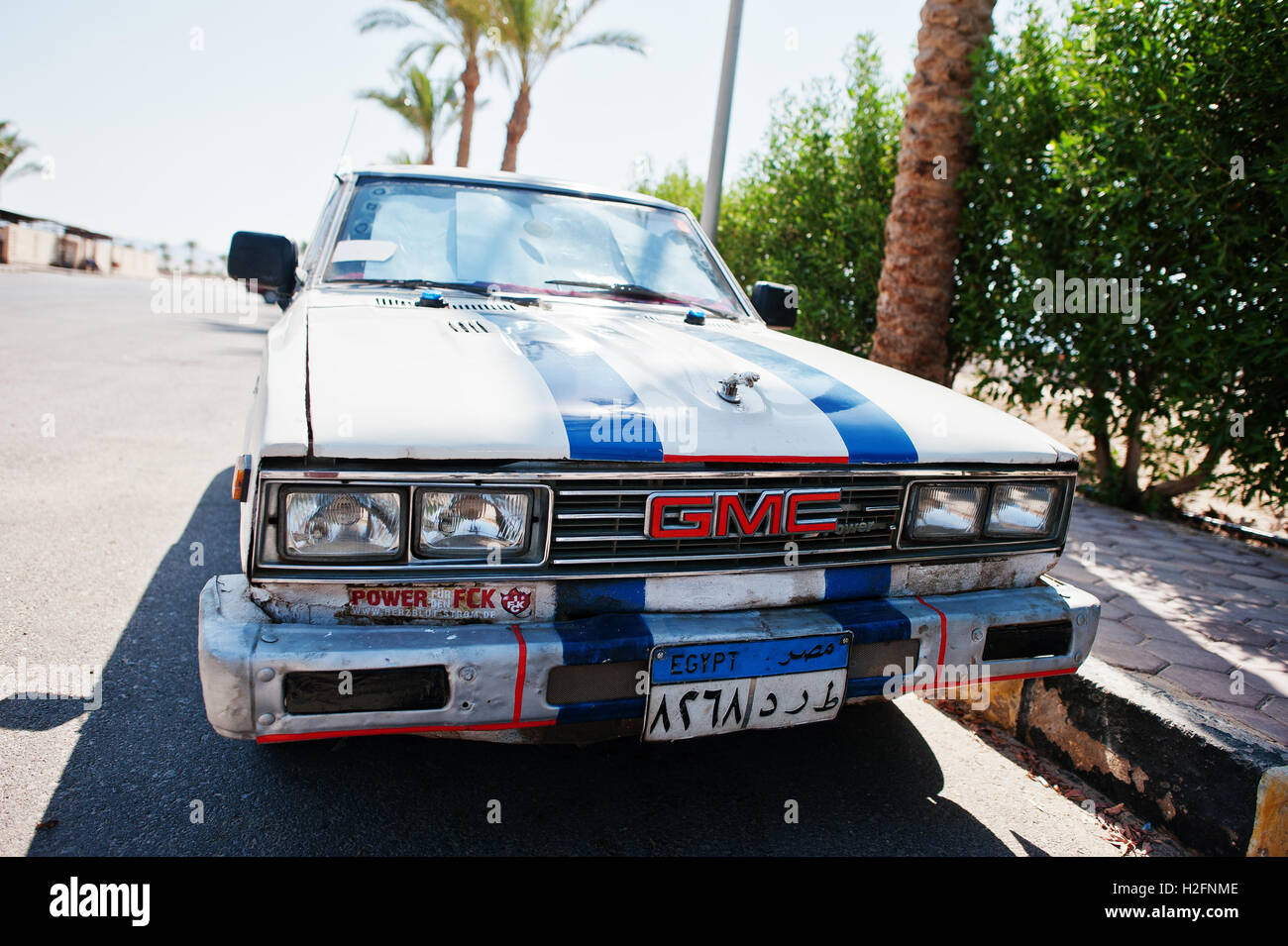 Hurghada, Egypte -20 août 2016 : GMC coupé rétro voiture avec plaque d'Égypte Banque D'Images