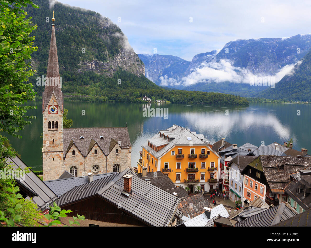 Village et lac de Hallstatt, Autriche Banque D'Images
