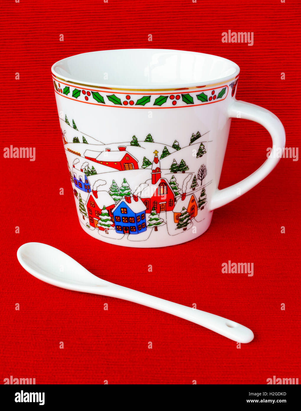 Noël fête Mug avec cuillère blanc Banque D'Images Noël fête Mug avec cuillère blanc Banque D'Images