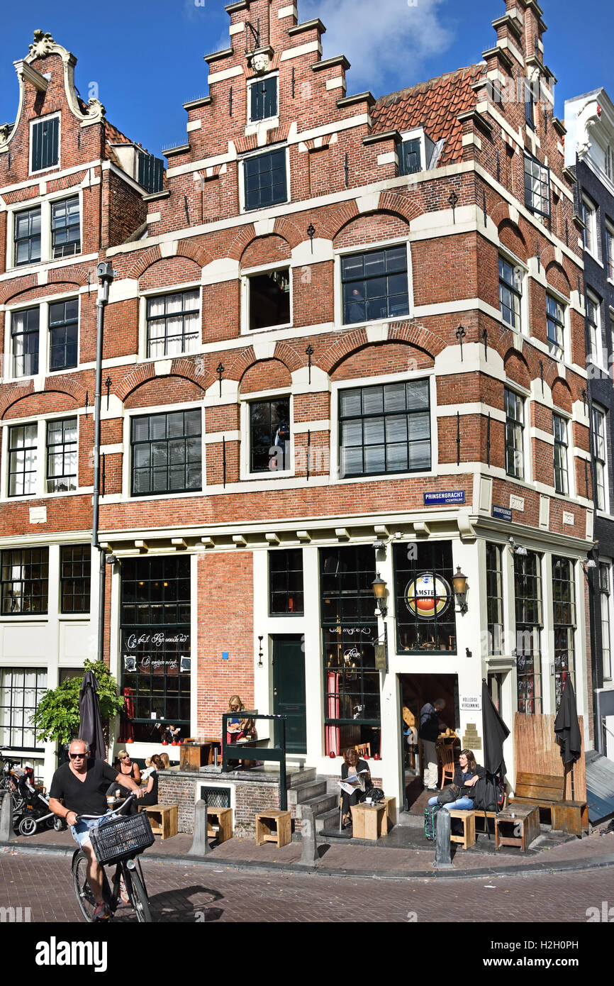 Cafe 't Papeneiland Pub Cafe Bar extérieur Prinsengracht Jordaan Amsterdam Pays-Bas Banque D'Images