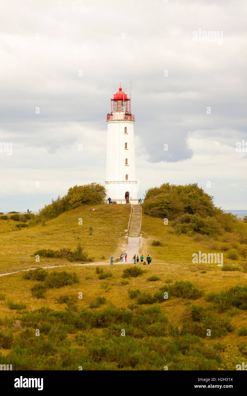 Visite touristique phare sur l'île de Hiddensee Dornbusch dans la mer Baltique, Allemagne Banque D'Images