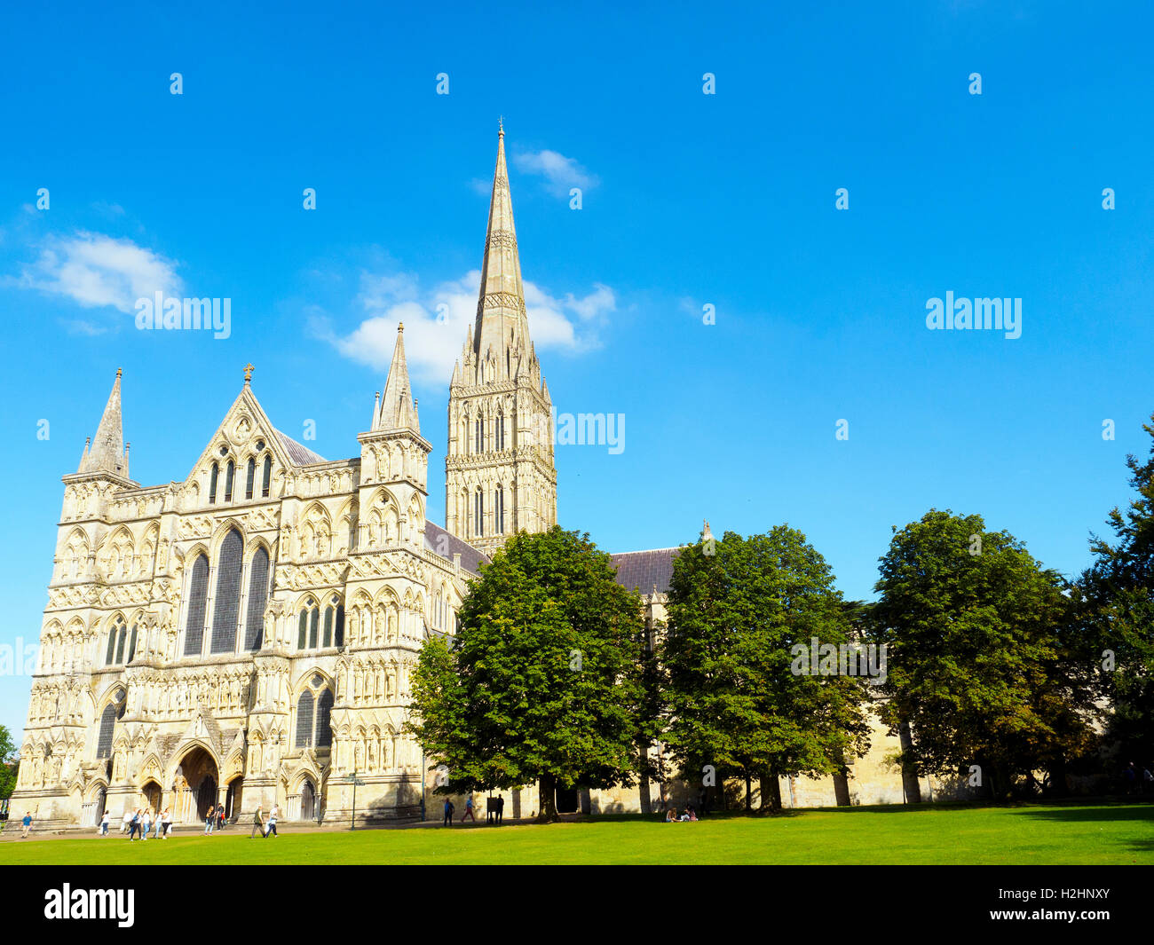 La cathédrale de Salisbury ou Cathédrale de l'église de la Bienheureuse Vierge Marie - Wiltshire, Angleterre Banque D'Images