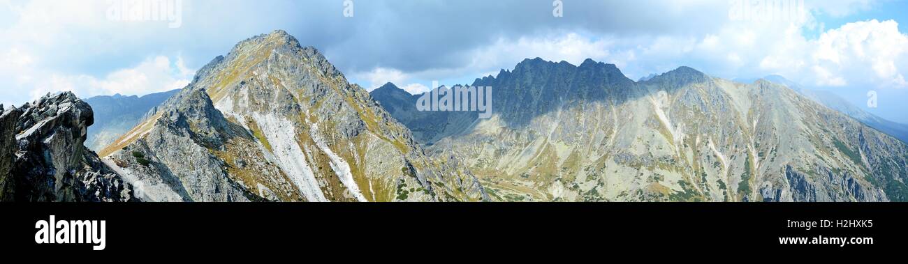 Panorama des Hautes Tatras de Predne Solisko sommet. Banque D'Images