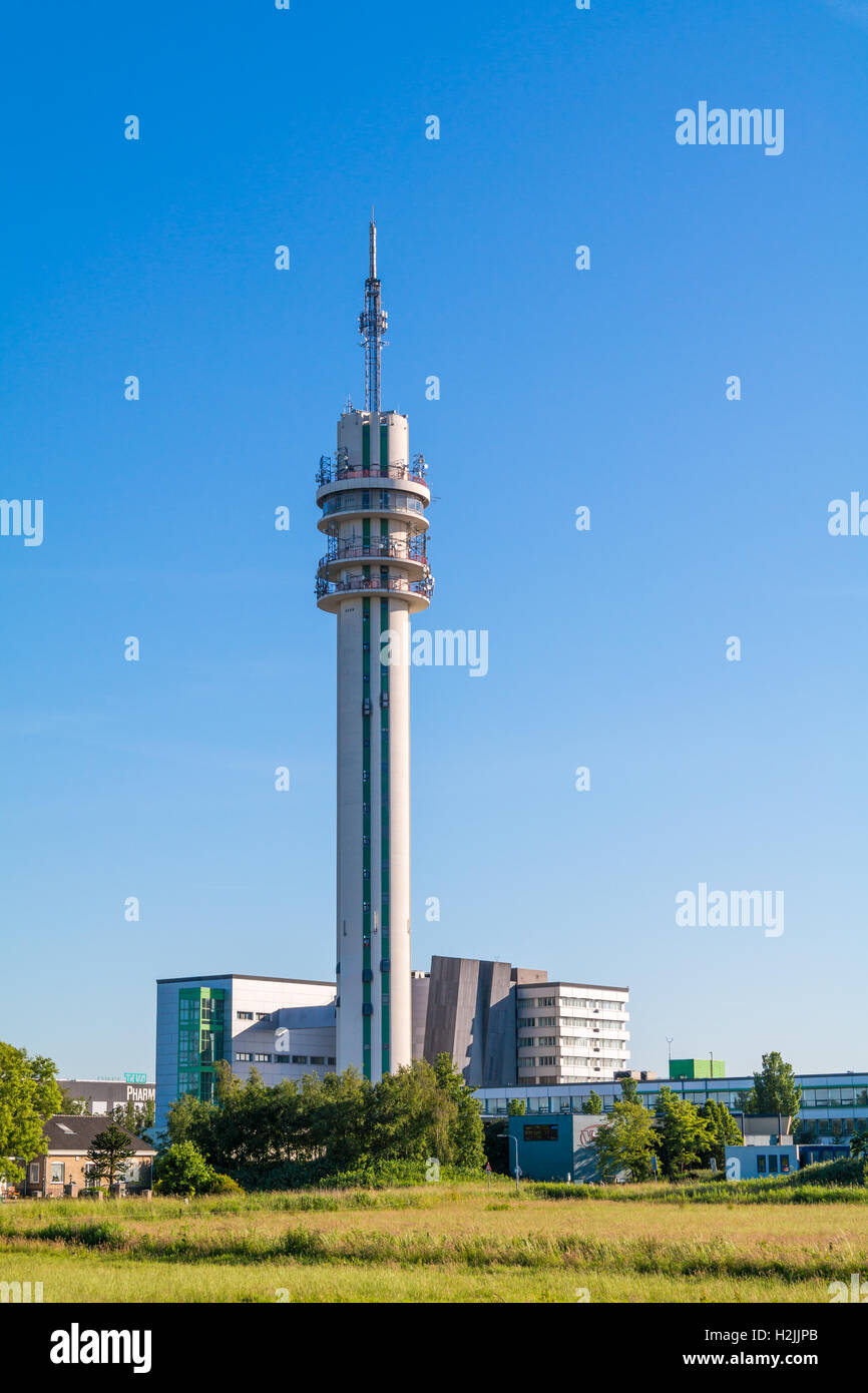 Tour de transmission de KPN dans Waarderpolder près de Haarlem, Hollande du Nord, Pays-Bas Banque D'Images