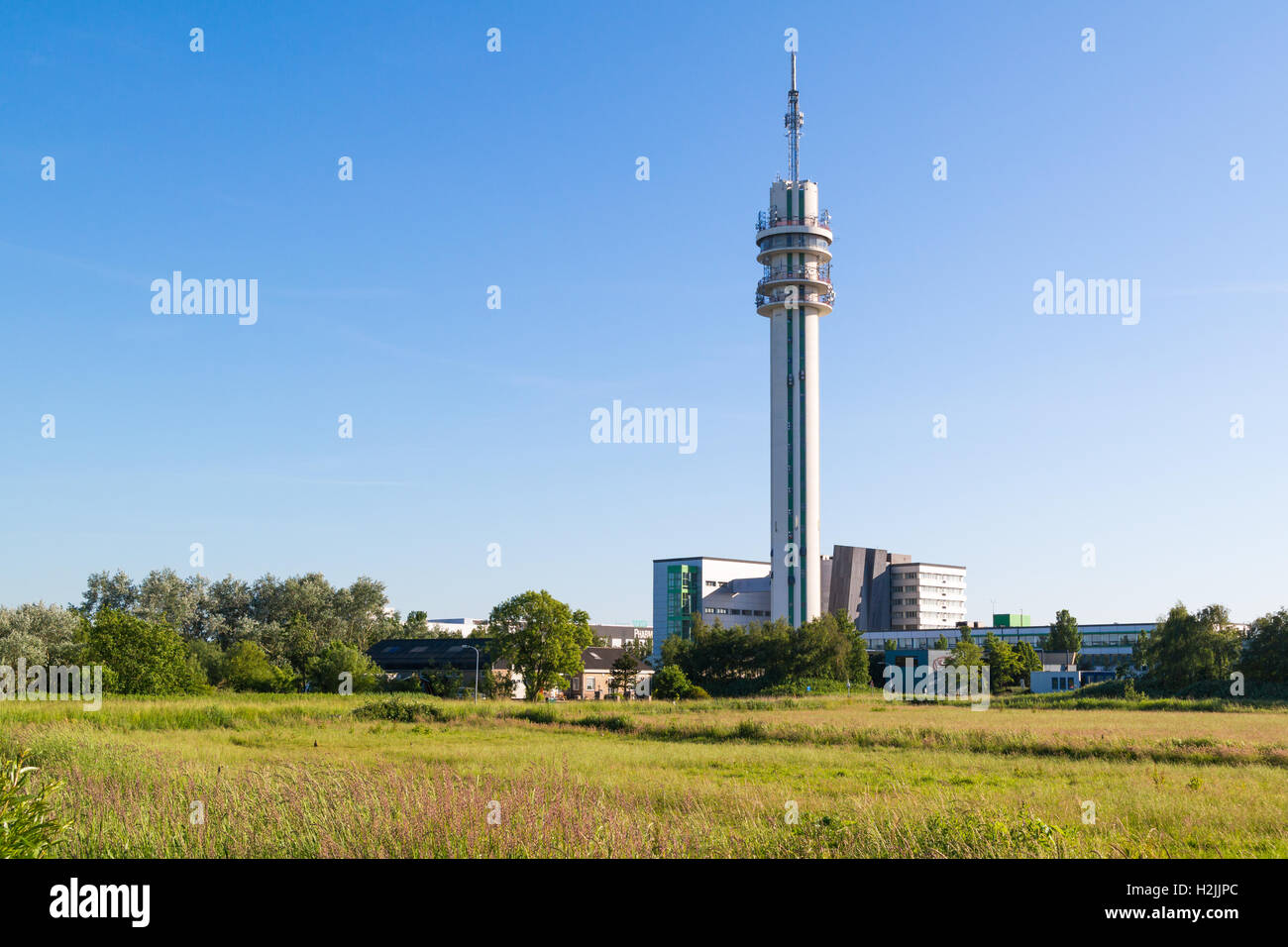 Tour de transmission de KPN dans Waarderpolder près de Haarlem, Hollande du Nord, Pays-Bas Banque D'Images