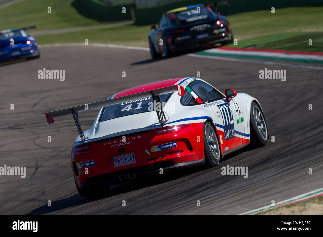 Imola, Italie - 25 septembre 2016 : une Porsche 911 GT3 Cup de Ghinzani Arco Motorsport team Banque D'Images