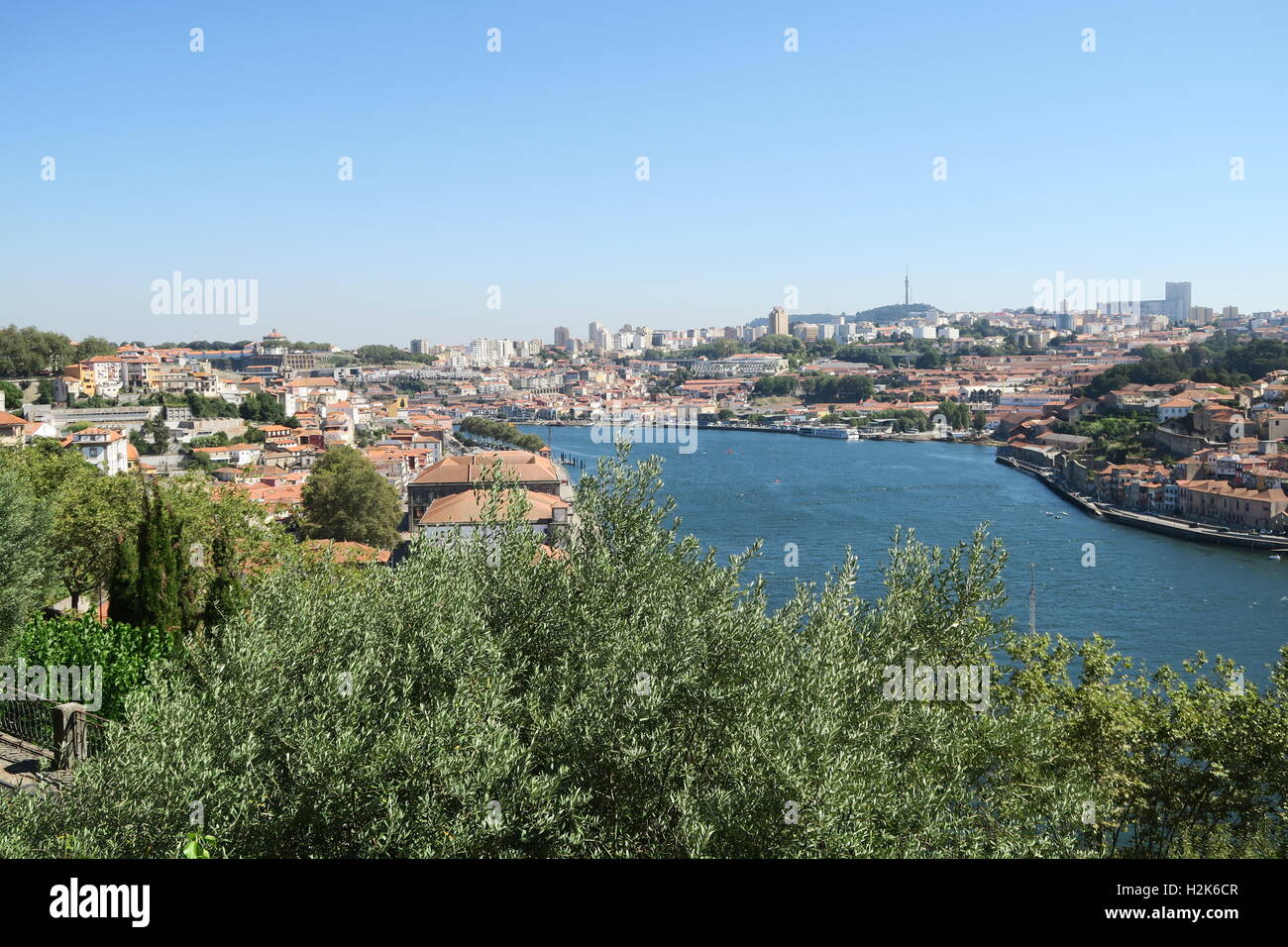 Vue sur Porto et la rivière Duoro du Crystal Palace. Banque D'Images