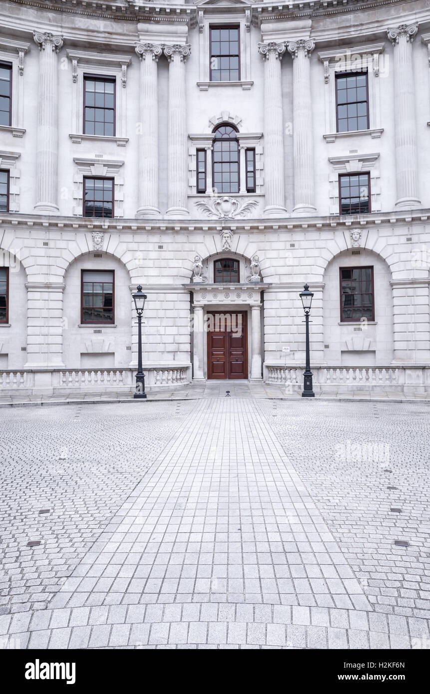 Cour circulaire au département du Trésor, Londres, Angleterre. Banque D'Images