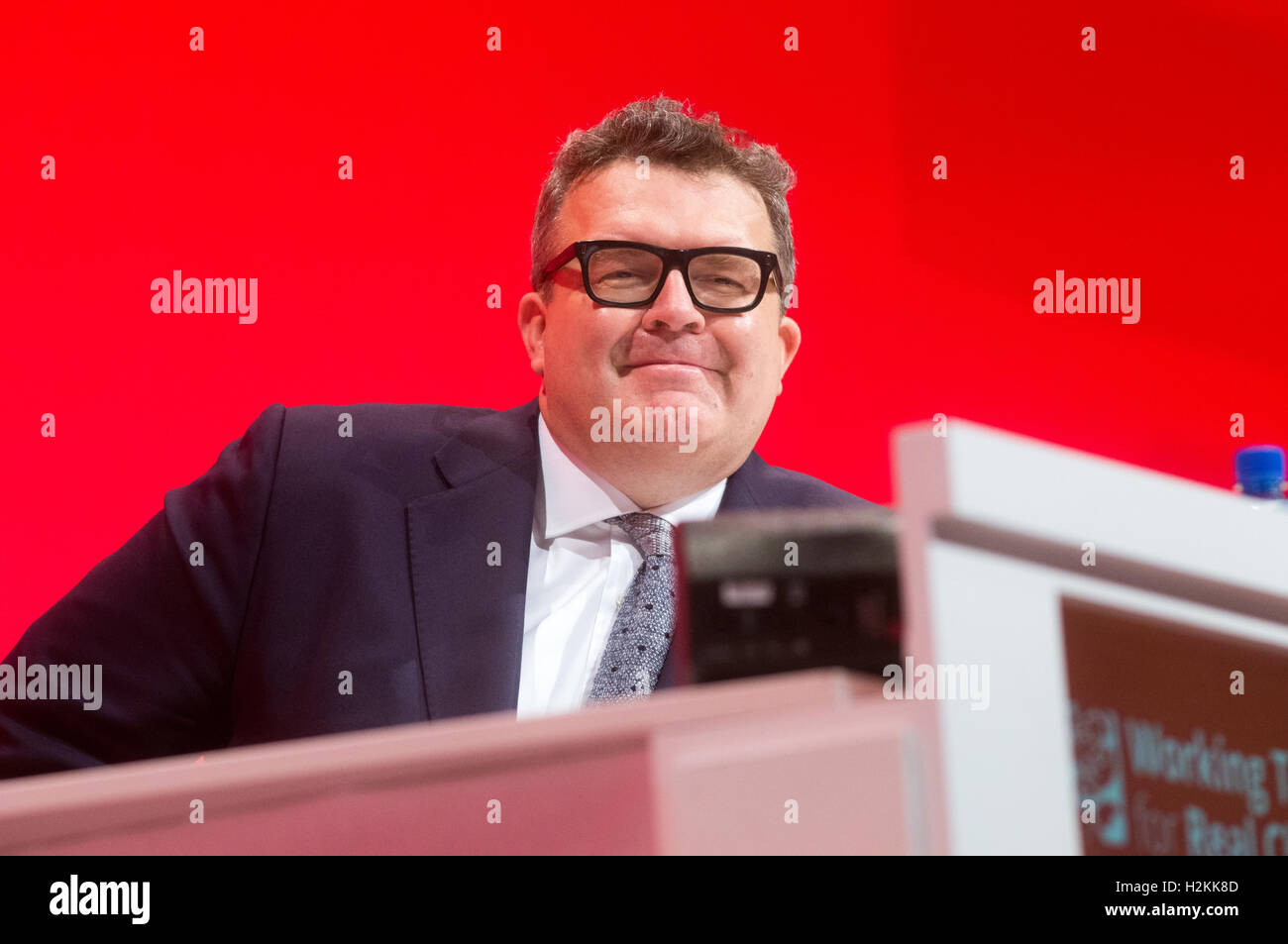 Sous-chef syndical, Tom Watson, prend la parole à la conférence du parti travailliste à l'arène de l'AAC à Liverpool 2016 Banque D'Images