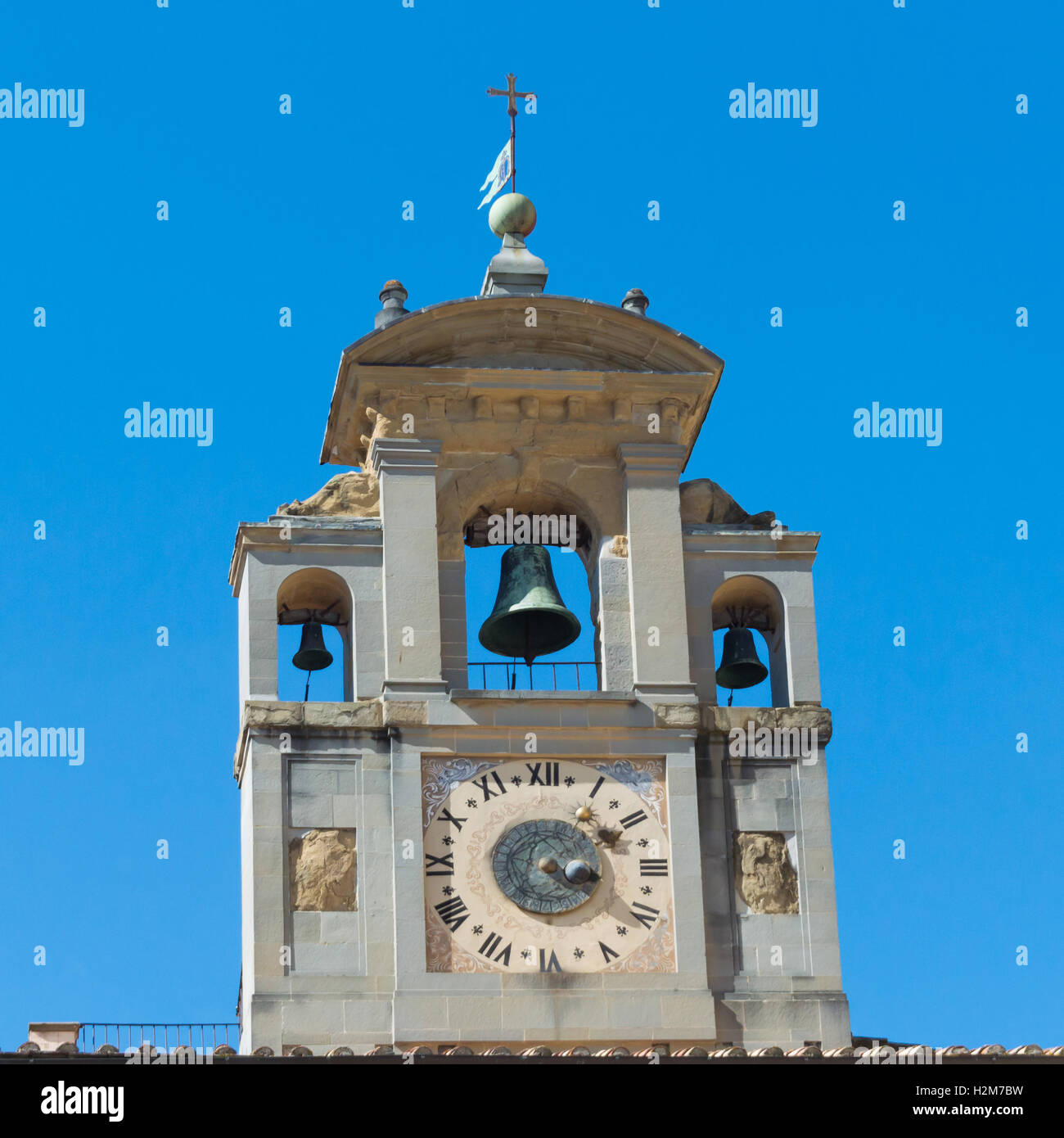 Bell Tower close up of Santa Maria della Pieve Eglise dans la Piazza Grande, Arezzo, Italie Banque D'Images