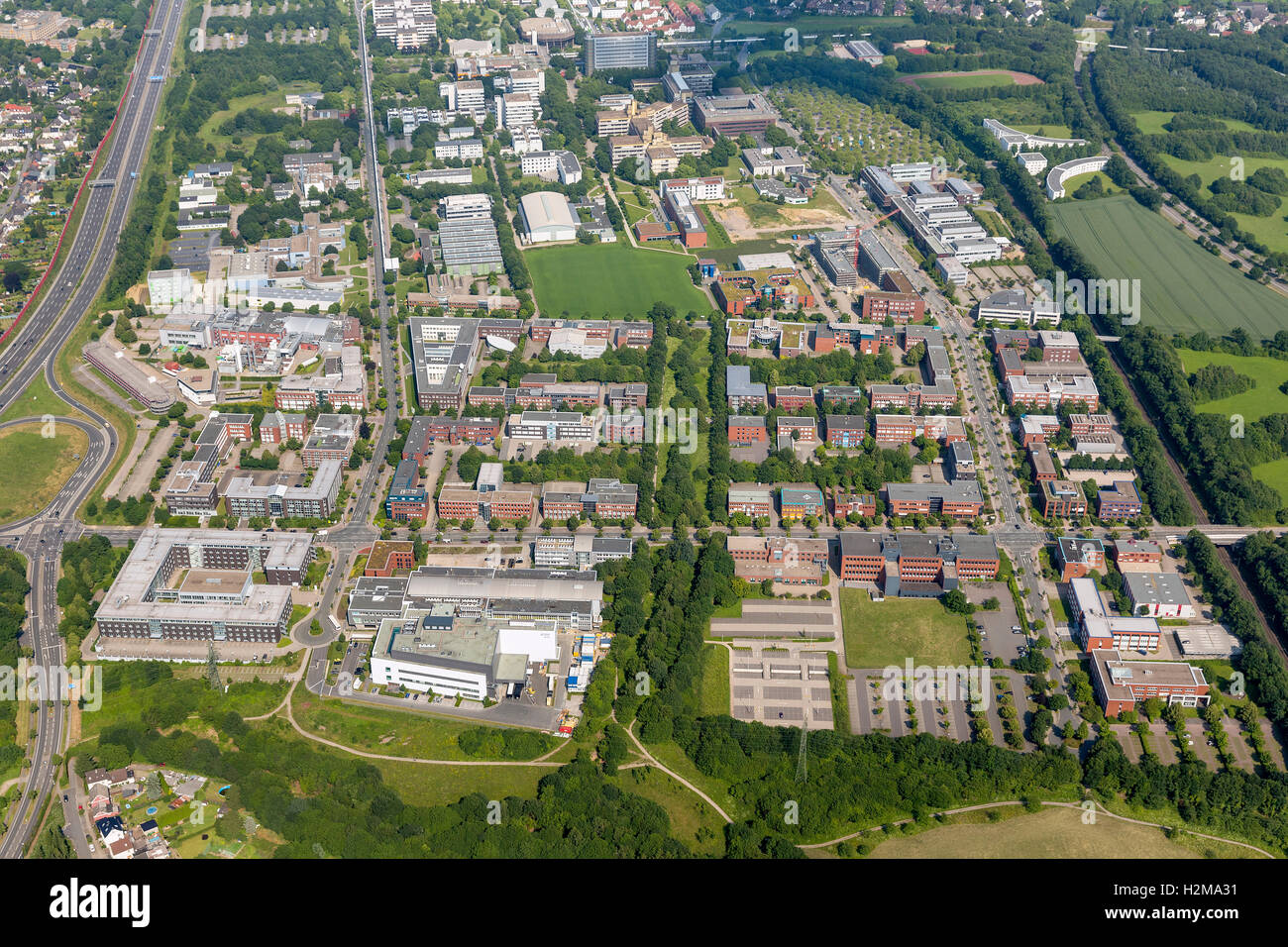 Vue aérienne, technologyPark Dortmund, le parc scientifique de l'Université de Dortmund, l'arrière-plan vue aérienne de Dortmund, Duisbourg Banque D'Images