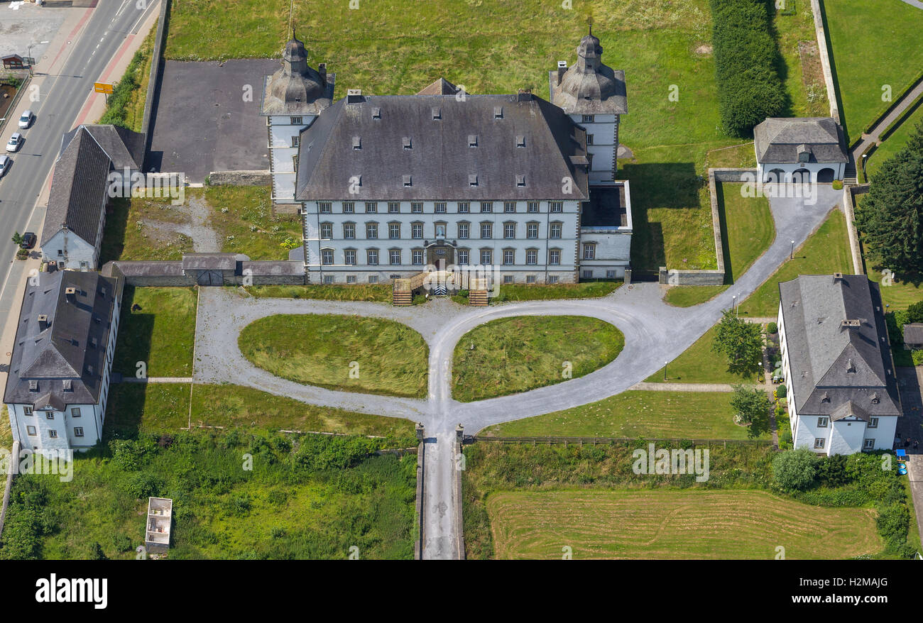 Photo aérienne, cloître de Mülheim, Sichtigvor Sichtigvor allemand, l'ordre,, photo aérienne de Warstein, Sauerland Banque D'Images