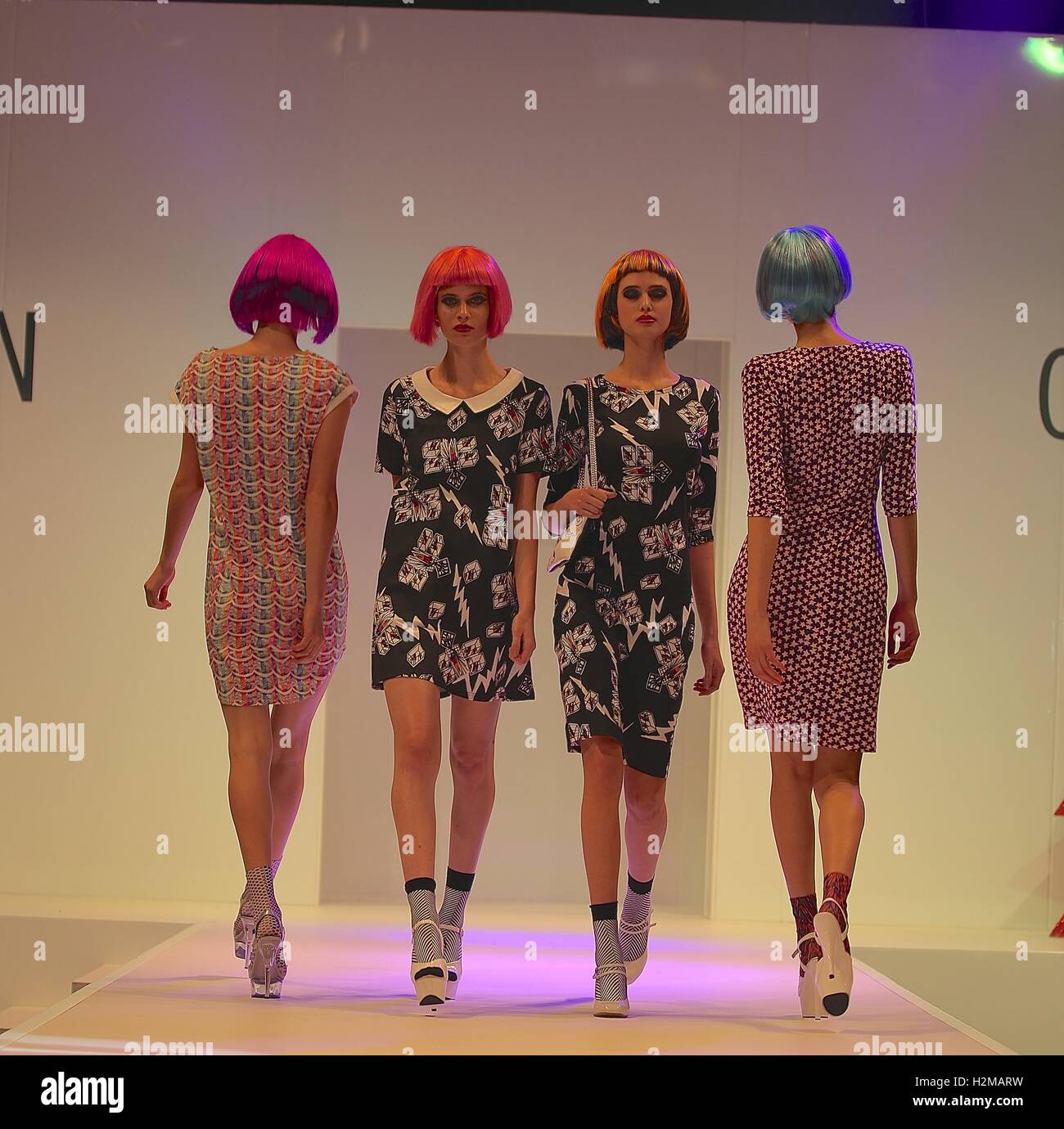 DAME Zandra Rhodes Banque D'Images