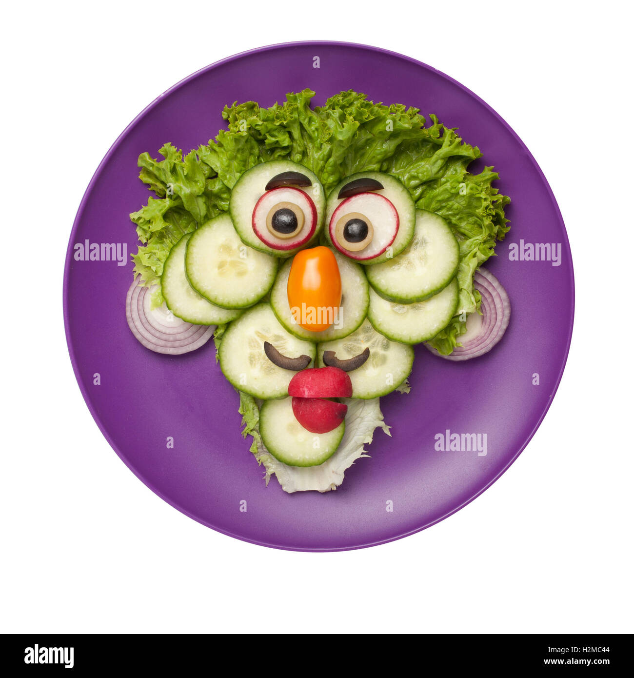 Funny face en légumes sur la plaque Banque D'Images
