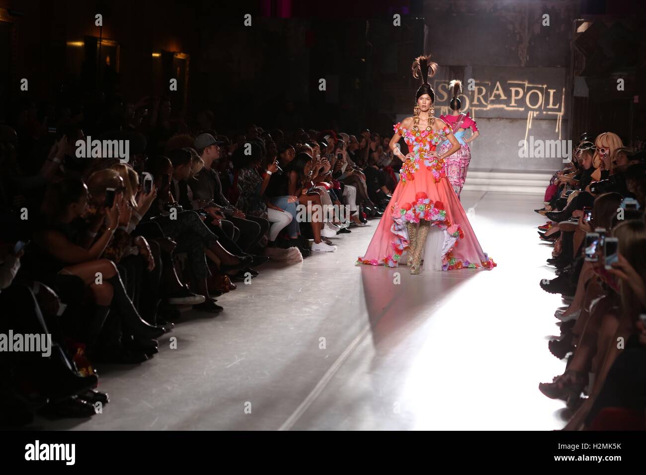 Sorapol Fashion Week de Londres Banque D'Images