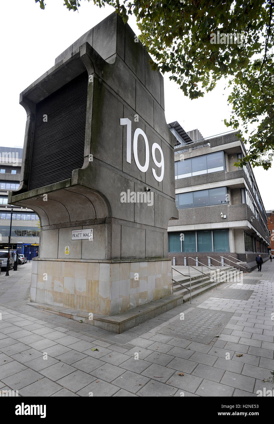 Vue générale de la Police métropolitaine Centre de contrôle, 109 Lambeth Road, Londres. ASSOCIATION DE PRESSE Photo. Photo date : Jeudi 29 septembre 2016. Crédit photo doit se lire : Nick Ansell/PA Wire Banque D'Images