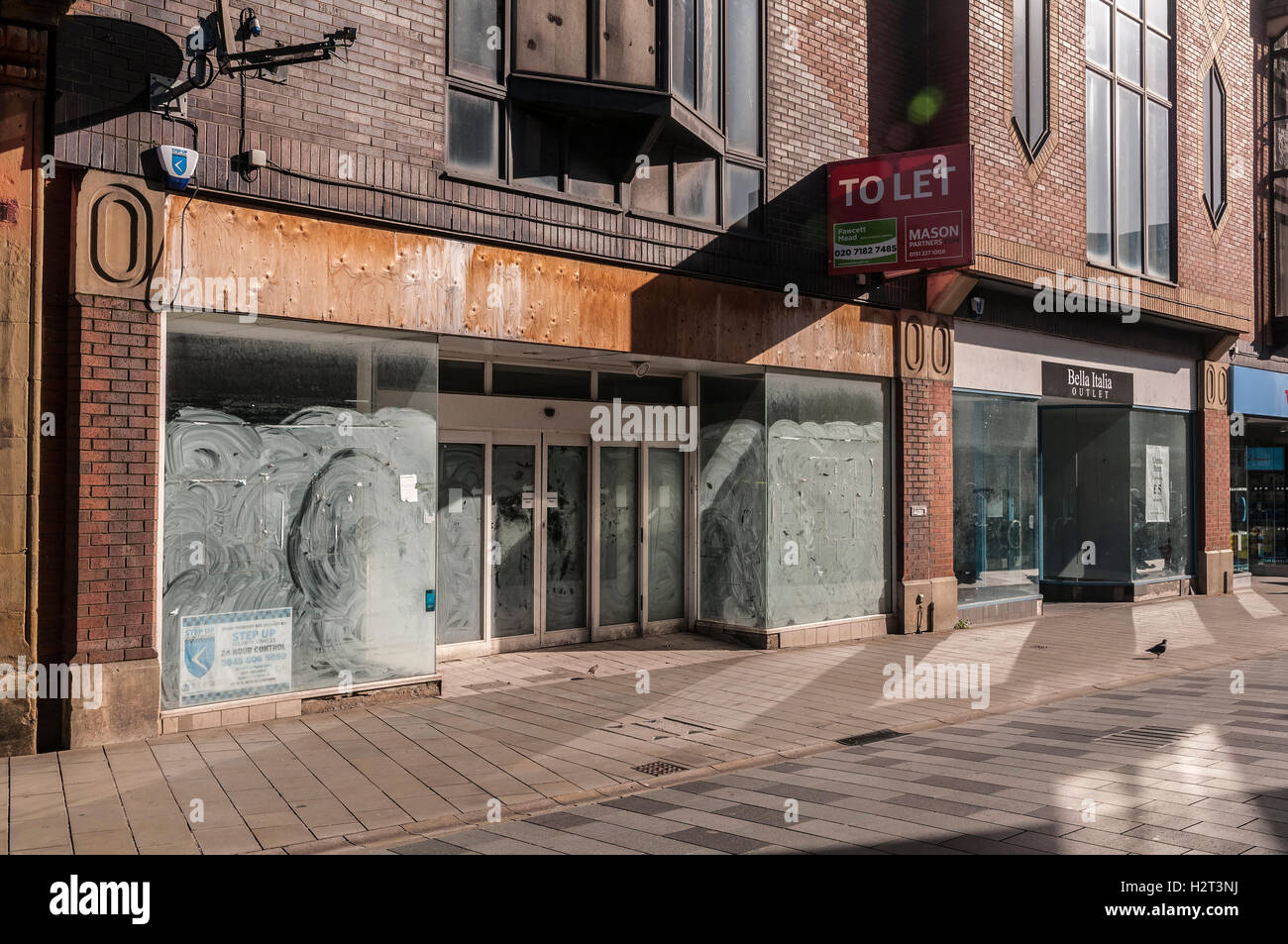 Magasins barricadèrent vide à St Helens centre-ville. Régions nord-ouest de l'Angleterre. Banque D'Images