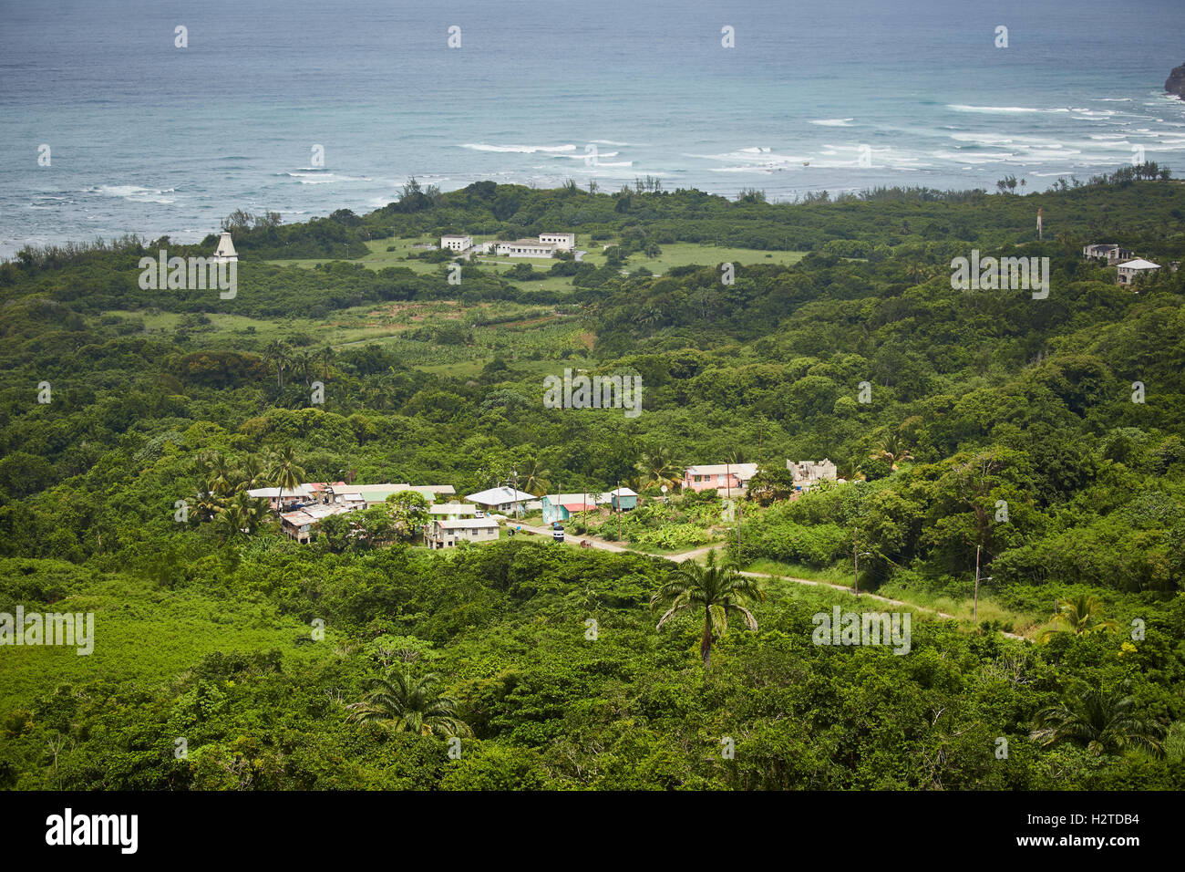 La Barbade côte atlantique village paysage rural village typique des habitations de l'hypothèque mobilière arbres vert maisons bois Maisons privées Banque D'Images