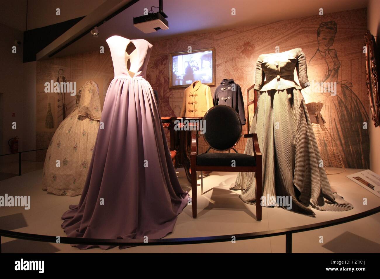Exposition de robes de fantaisie à Prague Banque D'Images