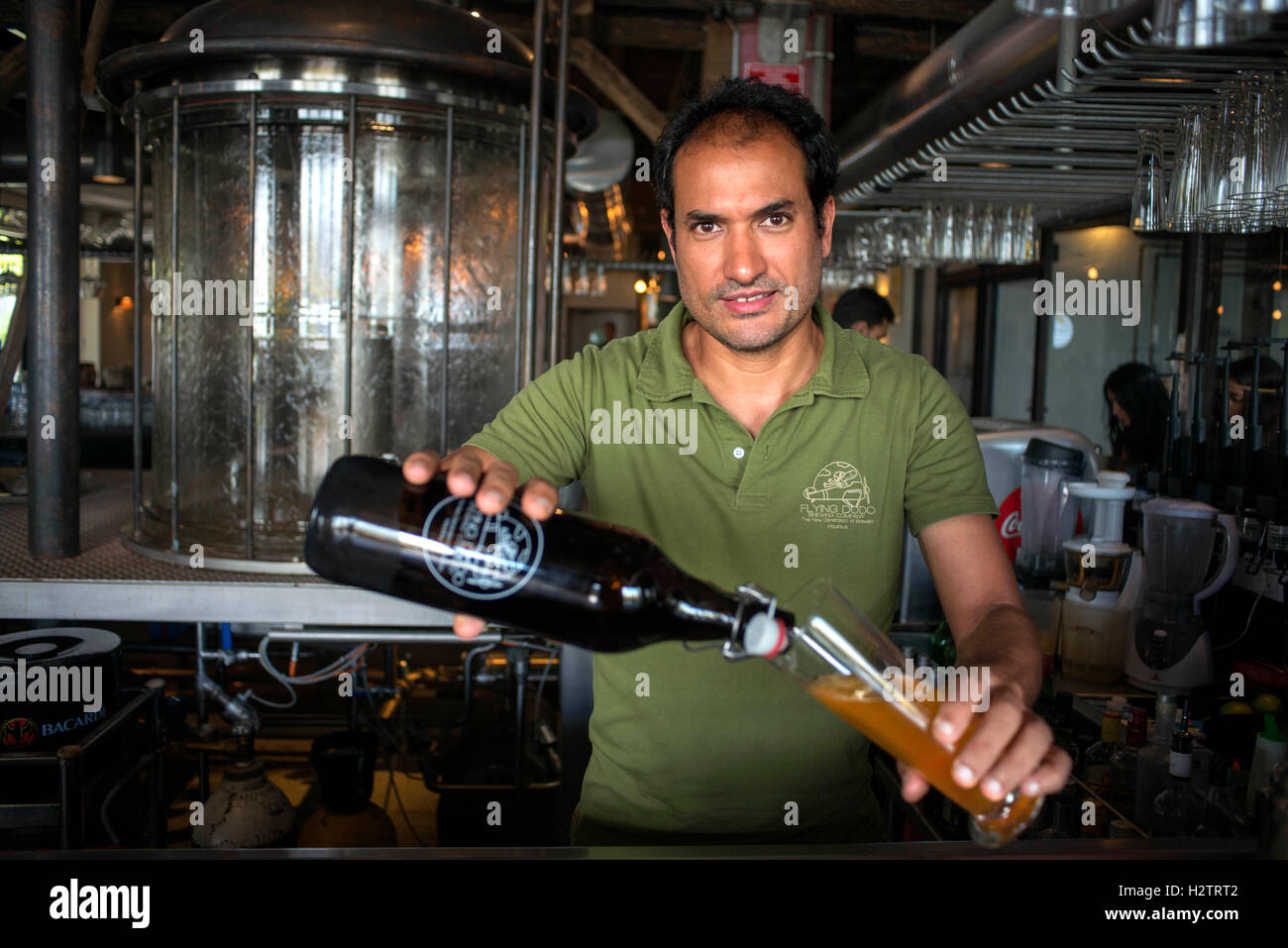 Flying Dodo Brewing company, bière artisanale, Maurituis Island. J Oscar Olsen, Beer hunter et propriétaire. Banque D'Images