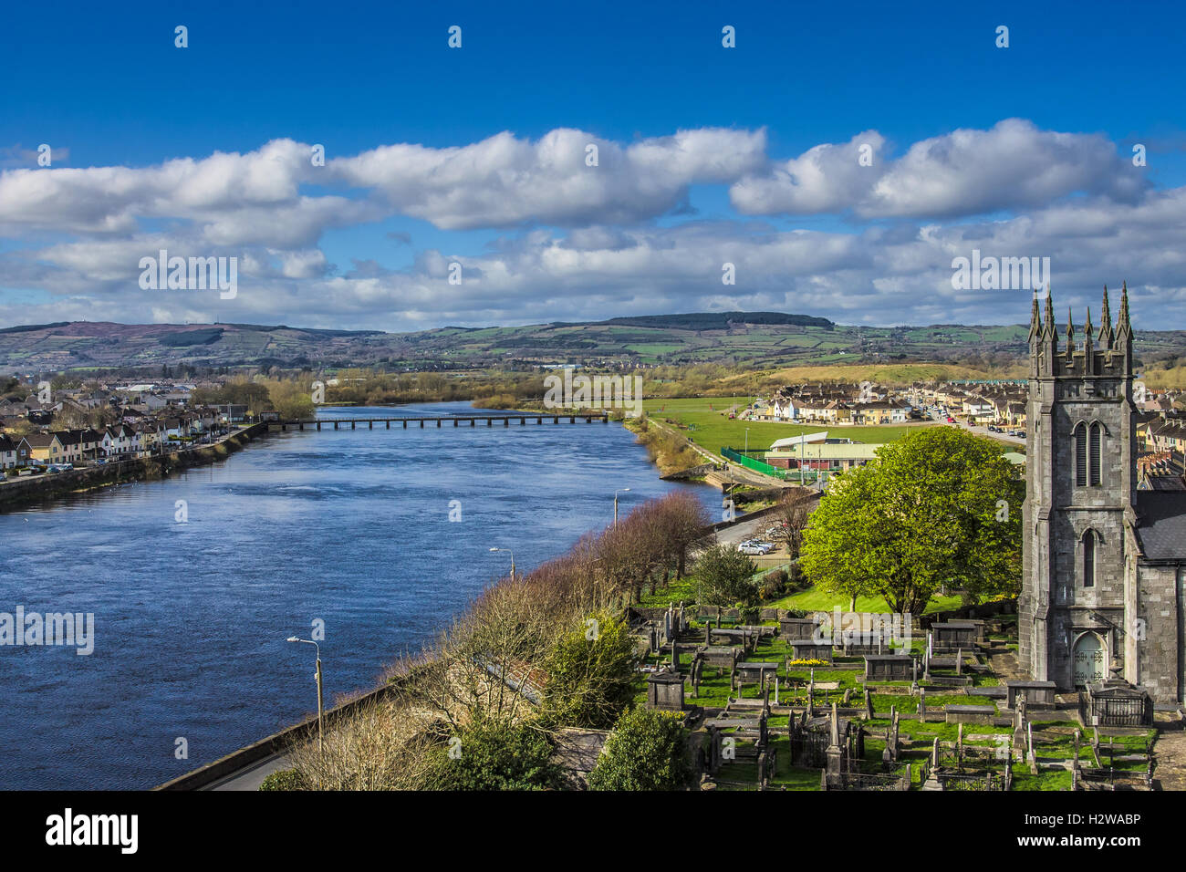 Avis de Limerick le long de la rivière Shannon Banque D'Images