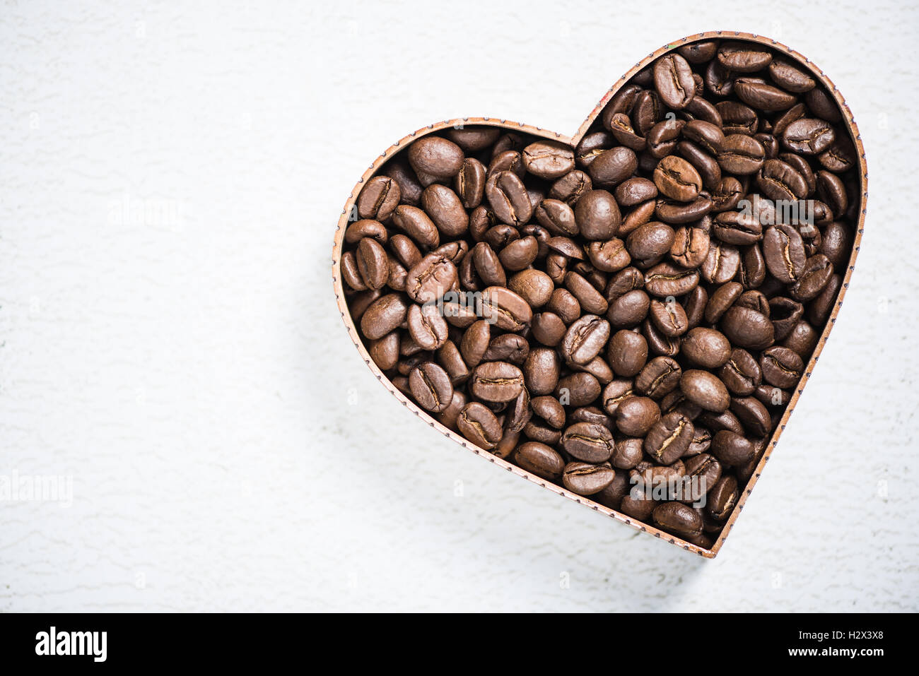 Amoureux de café concept avec le symbole de coeur Banque D'Images