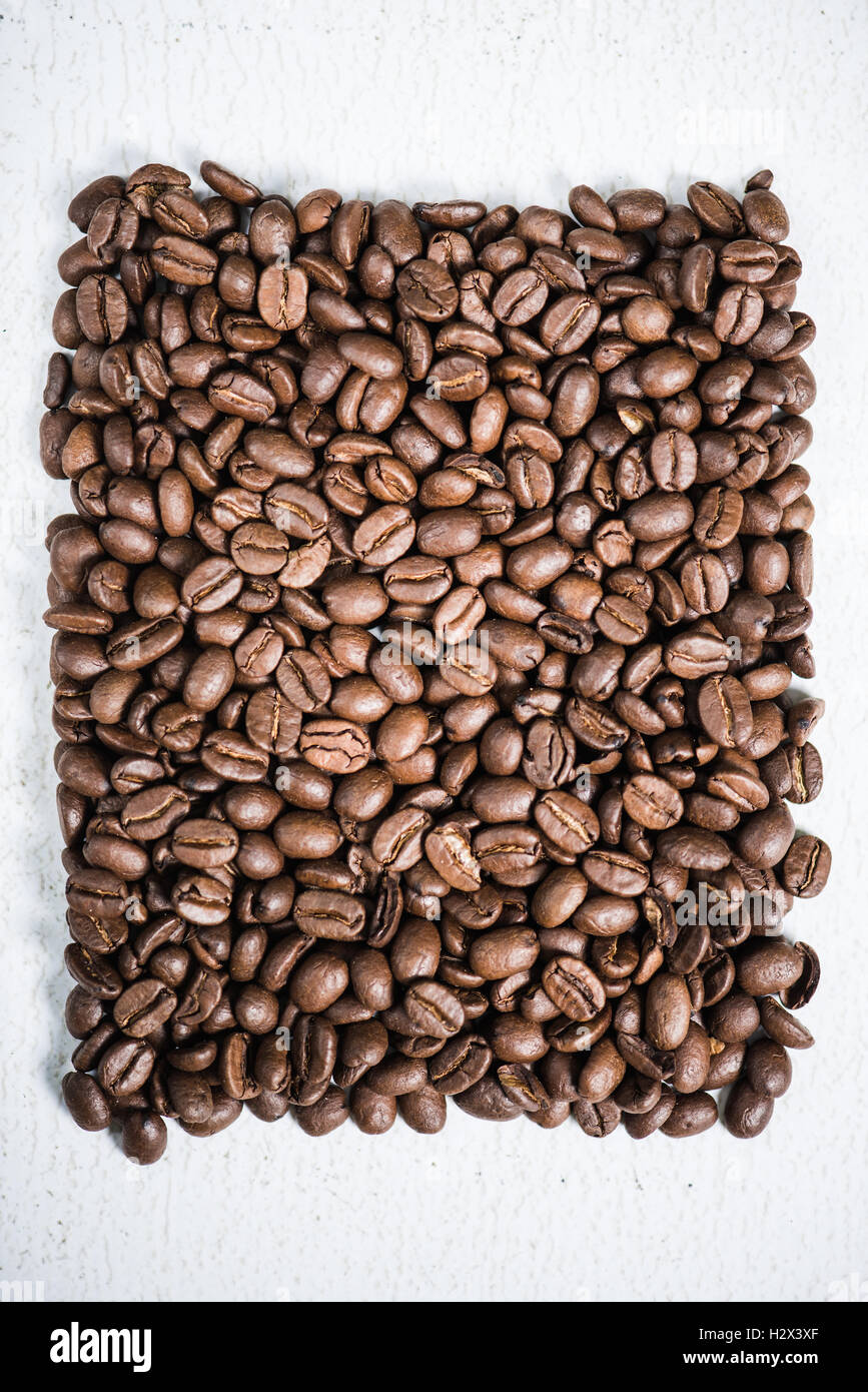 Les grains de café torréfié, les frais généraux de base vue rapprochée Banque D'Images