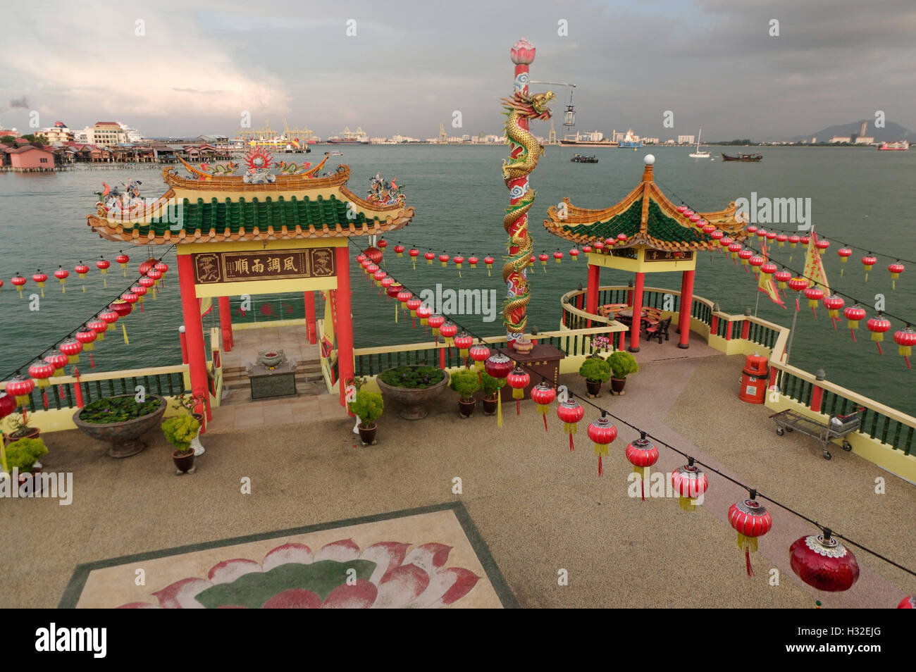 GEORGETOWN, MALAISIE - 29 MAI : Vue rapprochée de Hean Boo Thean Kuanyin temple bouddhiste chinois Clan jetées. Construit sur pilotis Banque D'Images