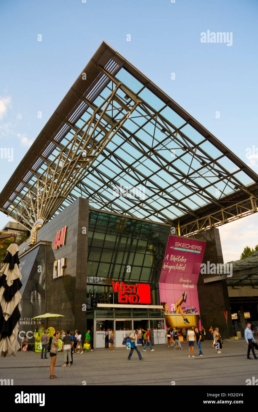 Westend City Center shopping mall, Ujlipotvaros, Budapest, Hongrie, Europe Banque D'Images