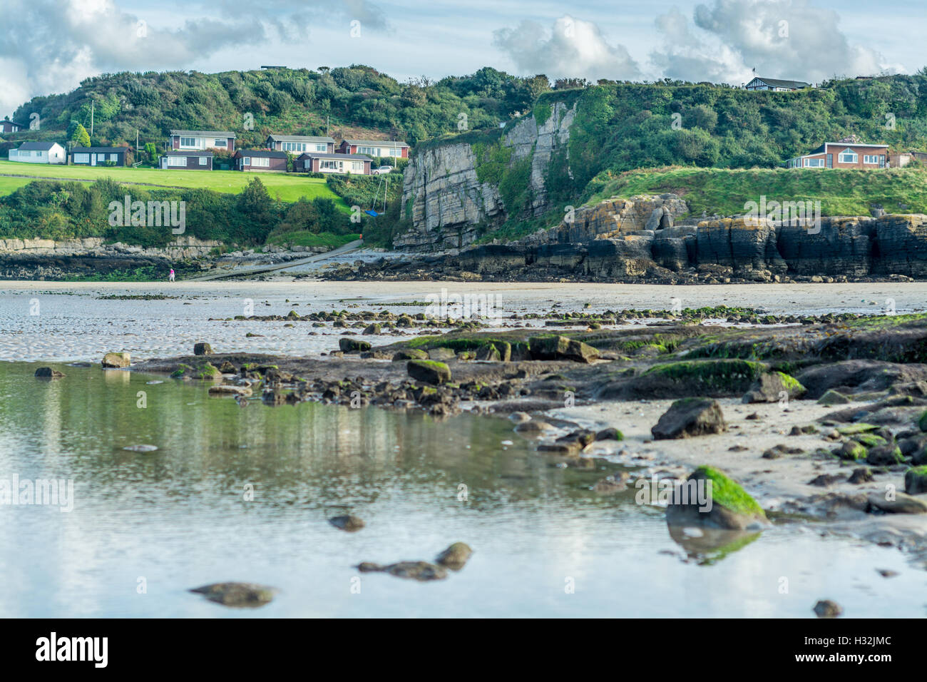 Une vue de Traeth Bychan sur Anglesey Banque D'Images