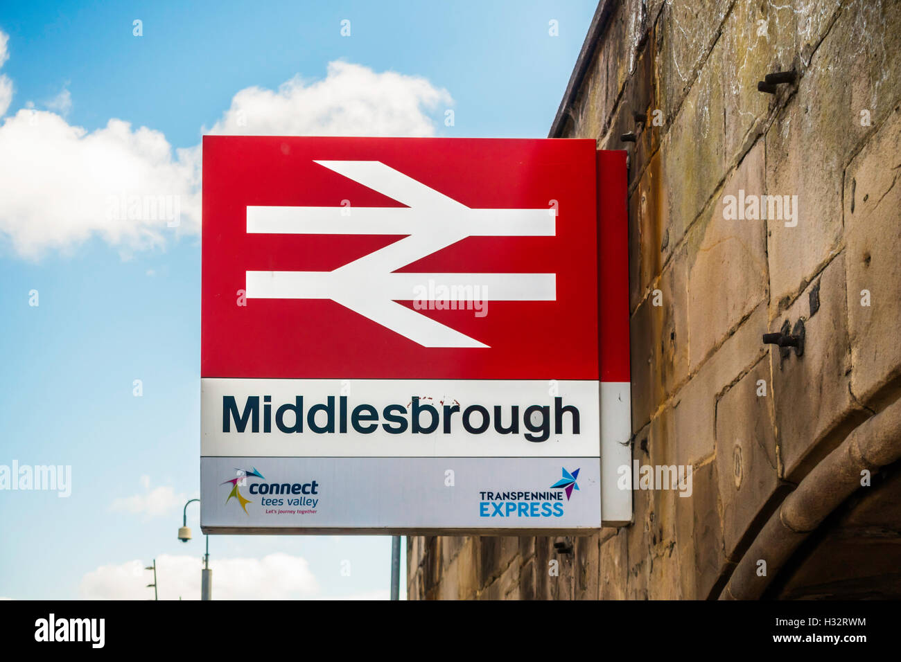 Avis signe Gare Ferroviaire pour Middlesbrough Banque D'Images