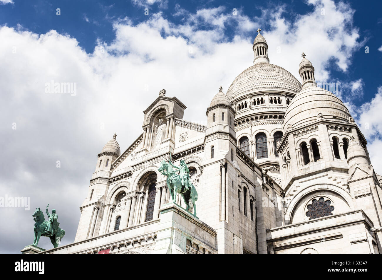Basilique du Sacré-Cœur de Jésus à Montmartre à Paris, capitale de la