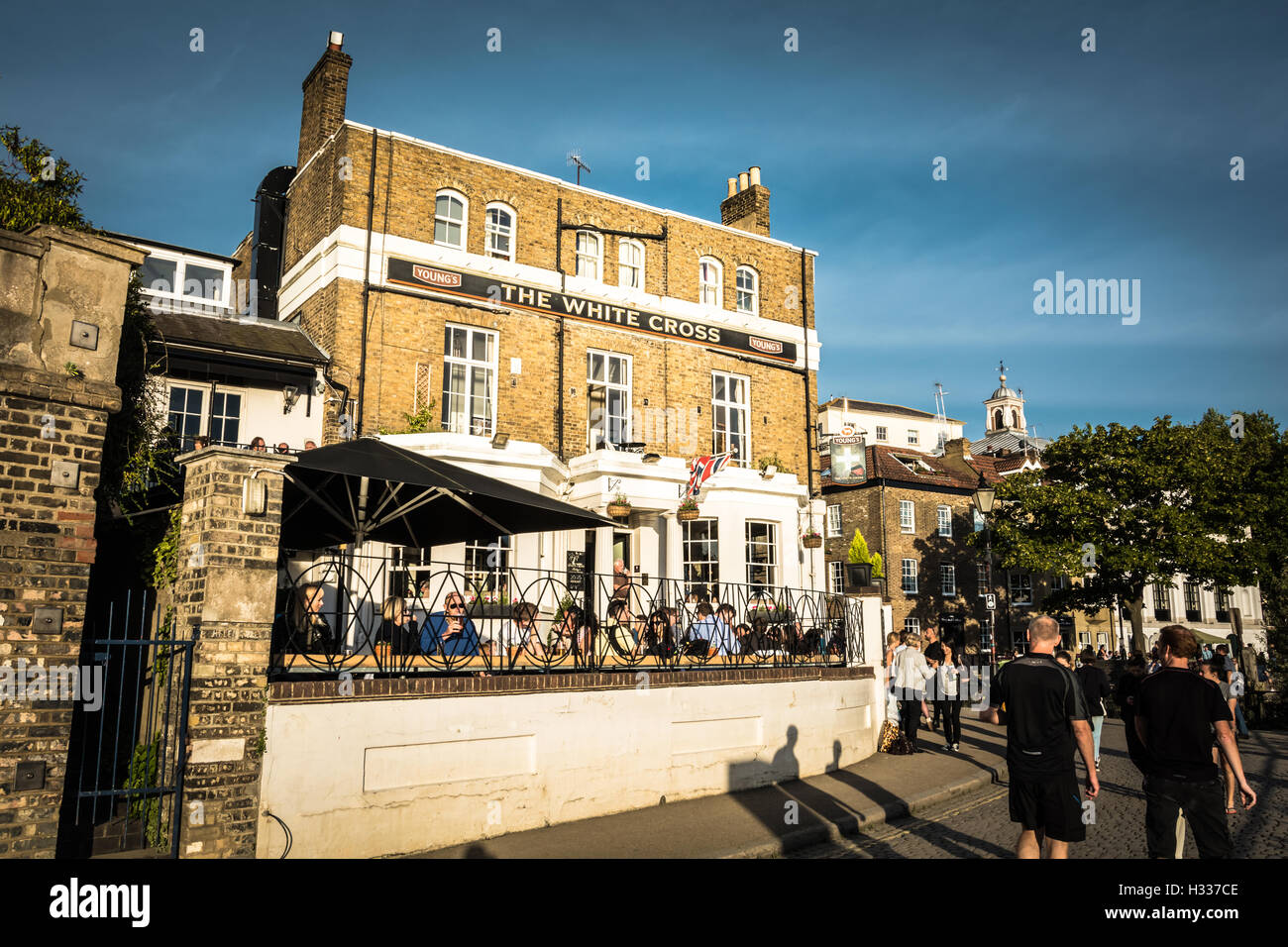 La Croix Blanche Pub près de la Tamise à Richmond upon Thames, London, UK Banque D'Images