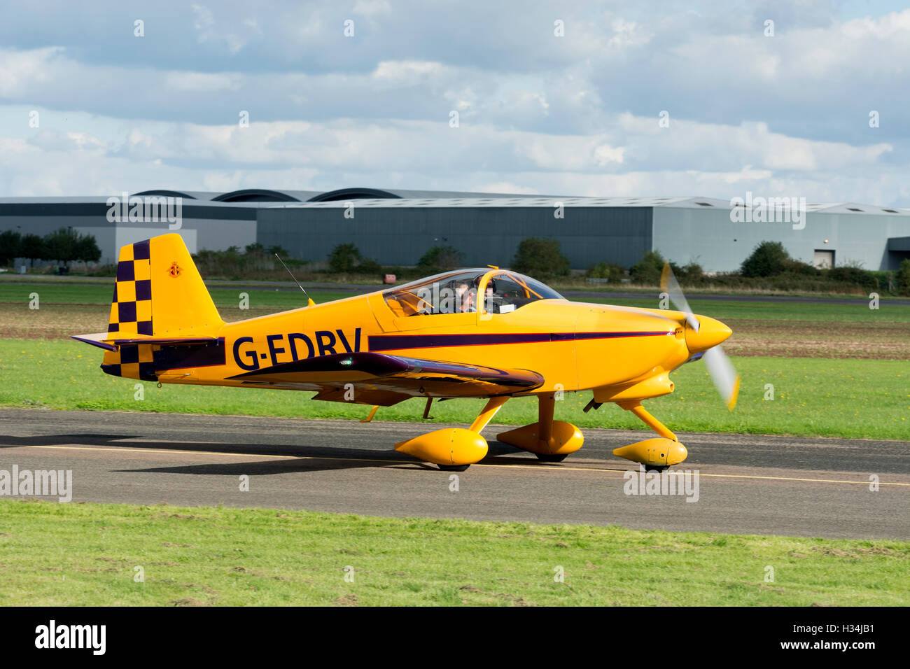 Van's RV-6A à Wellesbourne Airfield, Warwickshire, UK (G-EDRV) Banque D'Images