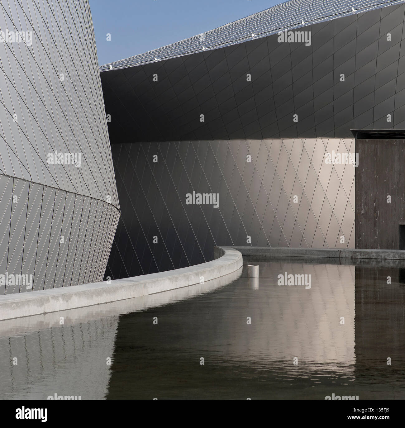 Vue extérieure de l'Aquarium National du Danemark, la Planète Bleue à Copenhague. Banque D'Images