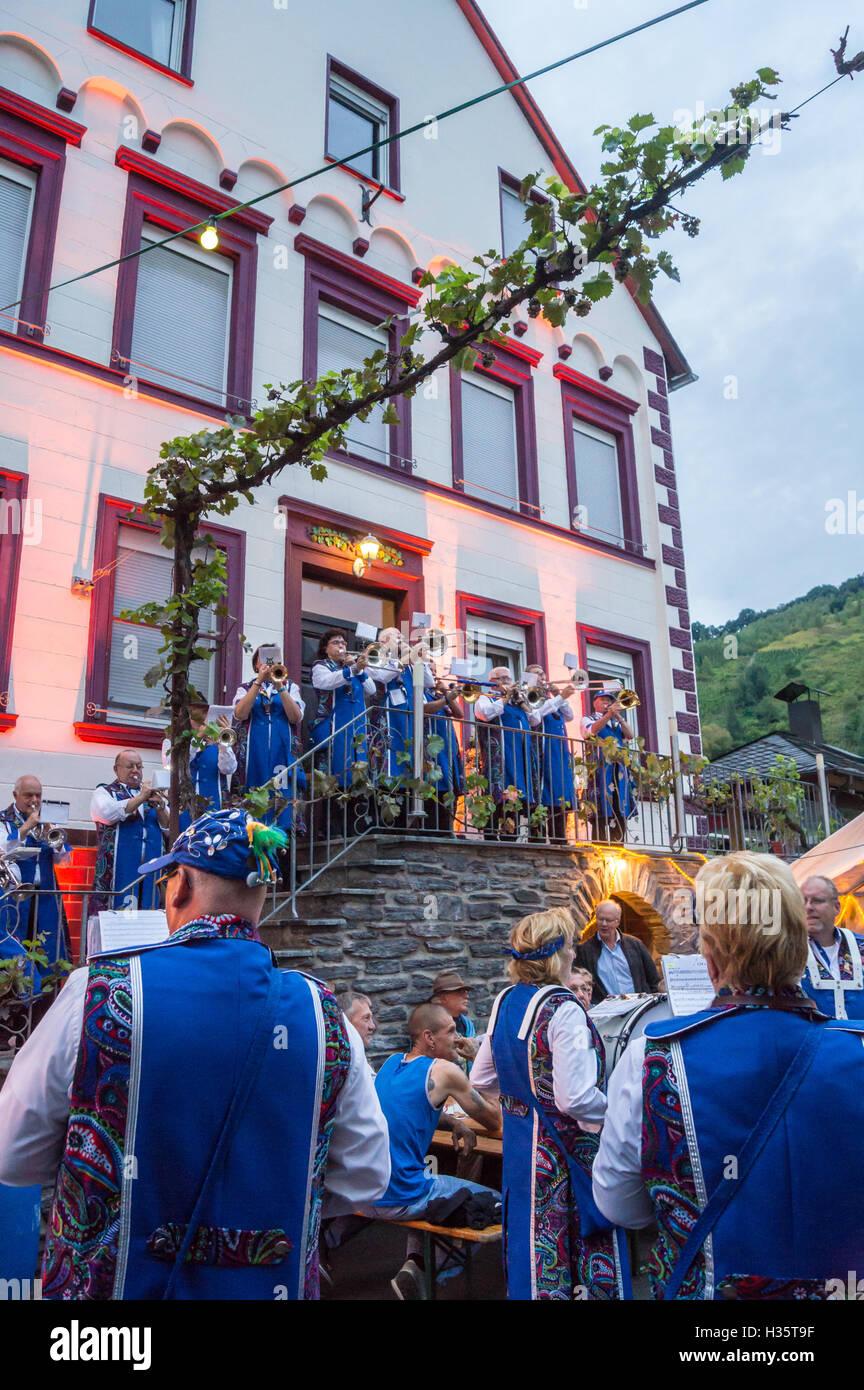Weinfest mosel Banque de photographies et d’images à haute résolution