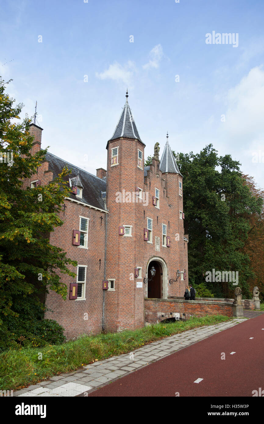 Entrée du château à l'université d'entreprise nyebrode dans le village néerlandais de Breukelen Banque D'Images