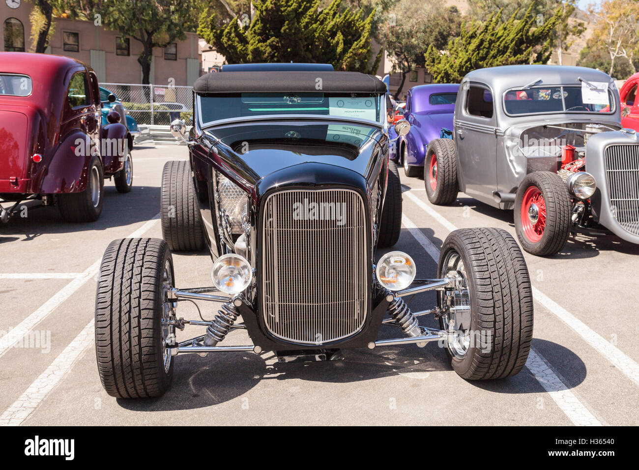 Laguna Beach, CA, USA - Octobre 2, 2016 : Ford Roadster 1932 Noir B affiché au Rotary Club de Laguna Beach Classic 2016 Ca Banque D'Images