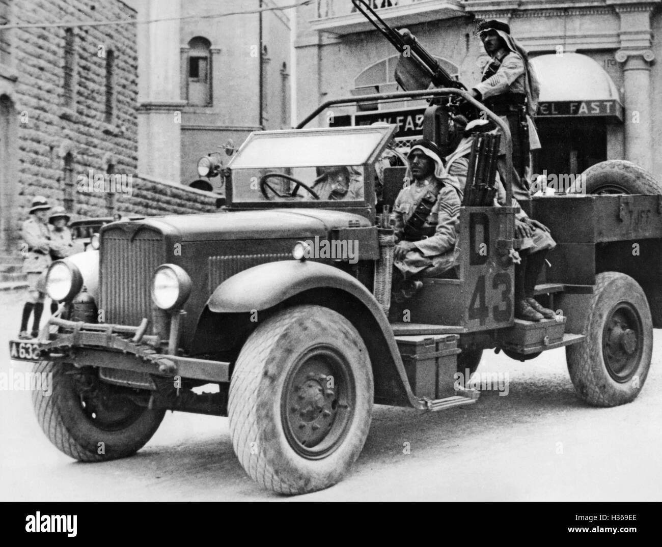 Un véhicule tout-terrain de la Légion arabe à Jérusalem, 1936 Banque D'Images