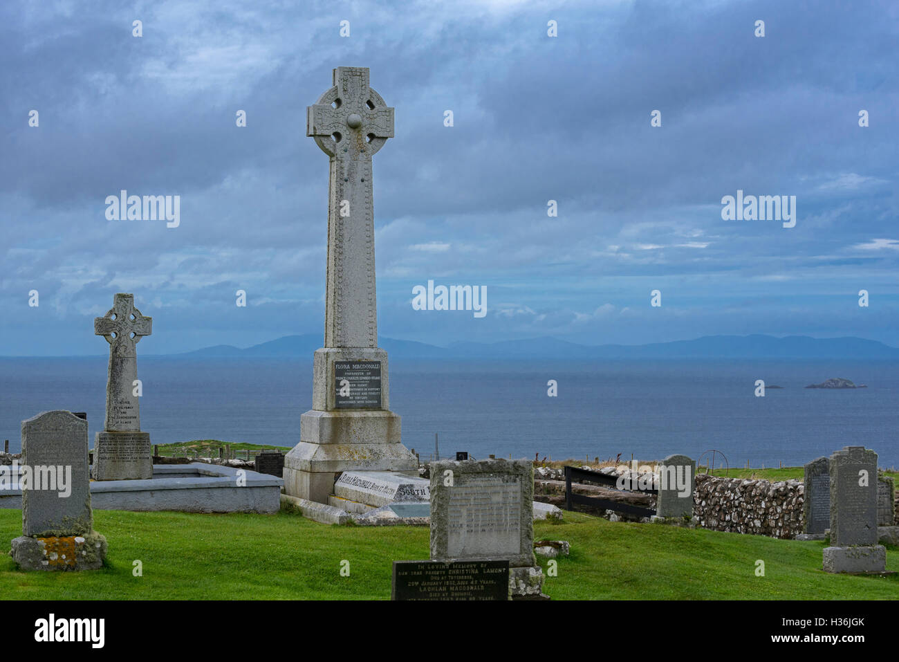 Flora MacDonald's monument sur le cimetière de Kilmuir, île de Skye, en Écosse, les Highlands écossais Banque D'Images