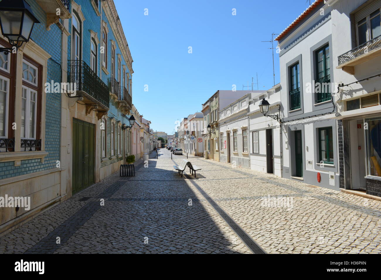 Rua 1º de Maio, Vila Real de Santo António, Algarve, Portugal, Europe. Banque D'Images