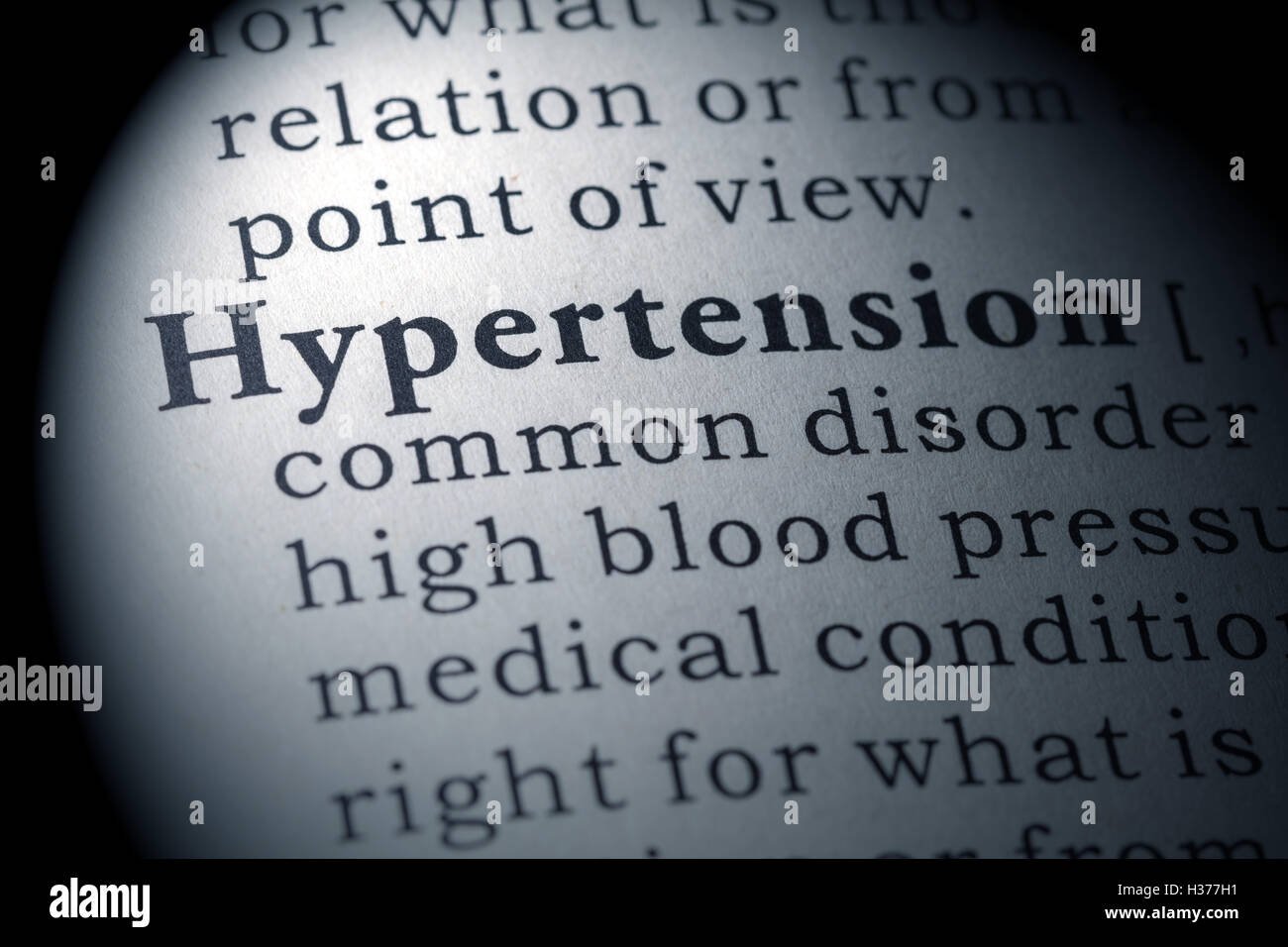 Faux dictionnaire, dictionnaire définition du mot l'hypertension. Banque D'Images