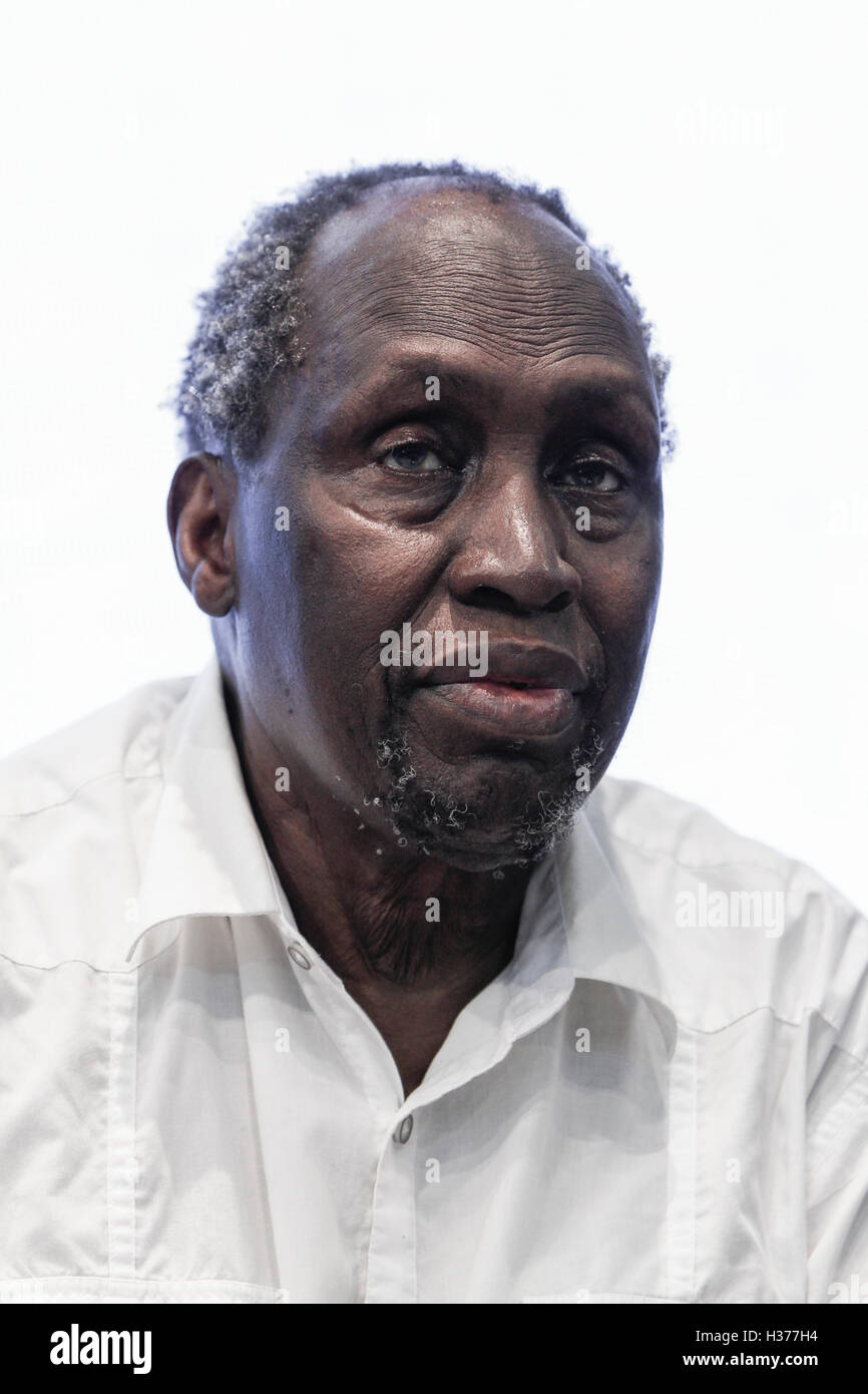 Portrait de l’écrivain kenyan Ngugi wa Thiong’o Banque D'Images