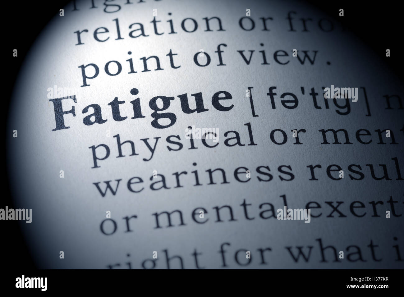 Faux dictionnaire, dictionnaire définition du mot fatigue. Banque D'Images