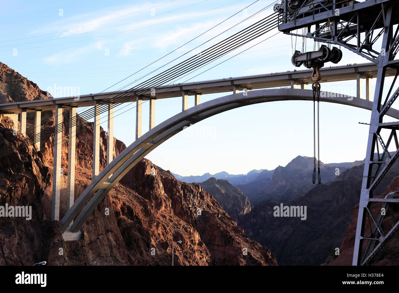 Mike O'Callaghan-Pat Tillman Memorial Bridge aka Hoover Dam bypass.Nevada,USA Banque D'Images