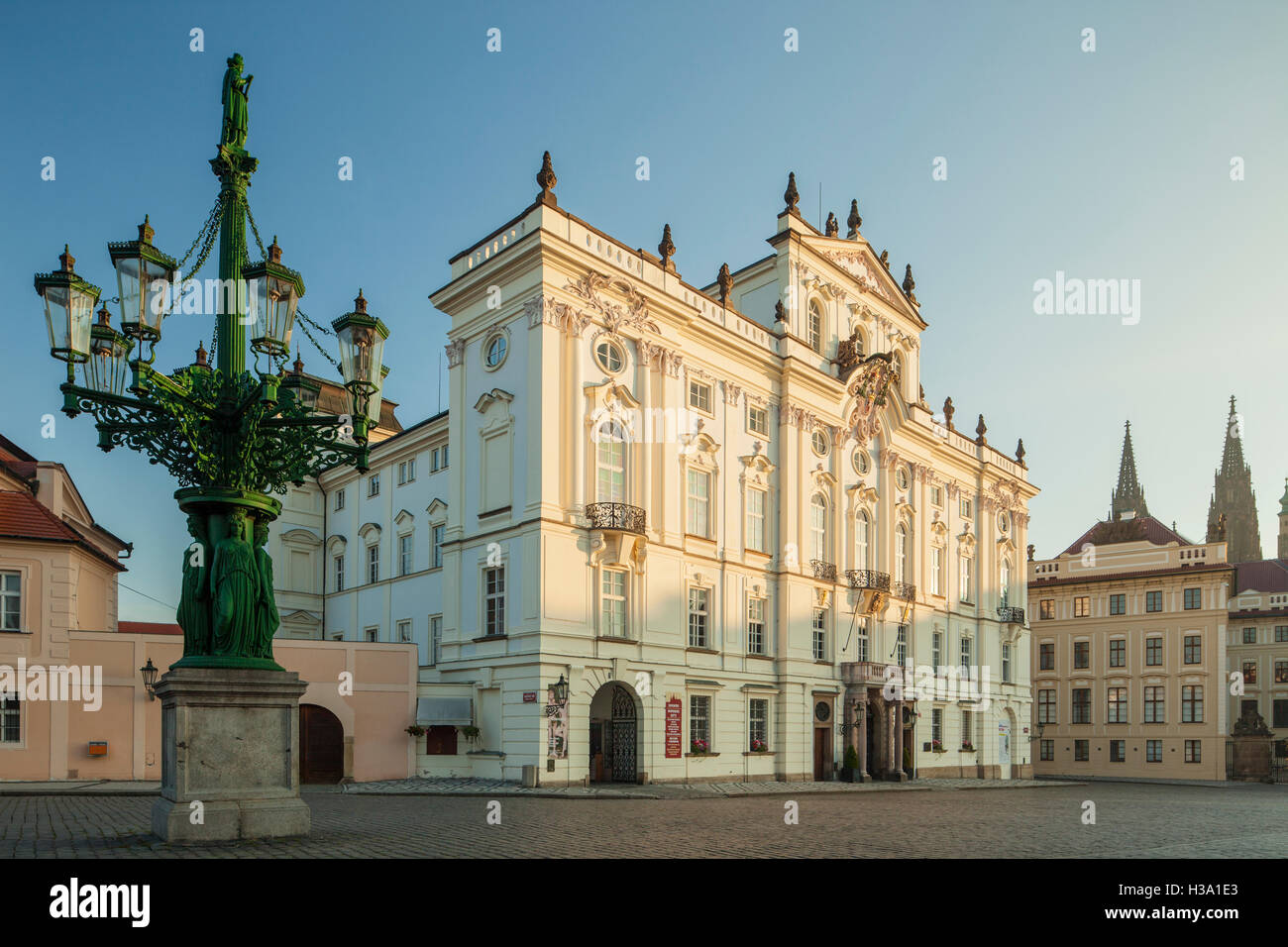 Matin d'automne au Palais de l'archevêque à Hradcany à Prague, République tchèque. Banque D'Images
