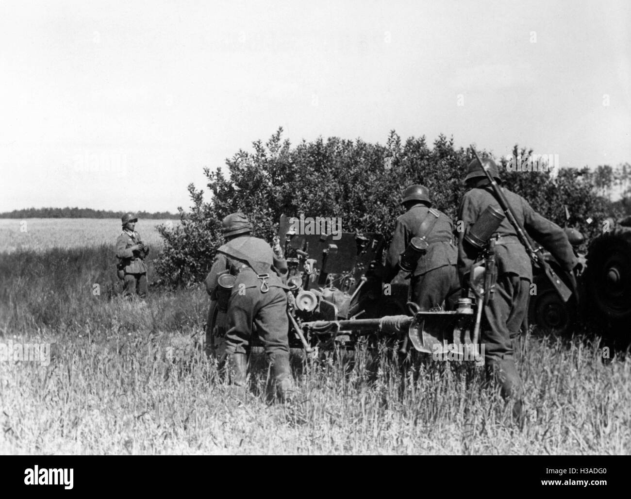 Canon anti-char allemand en Ukraine, 1941 Banque D'Images